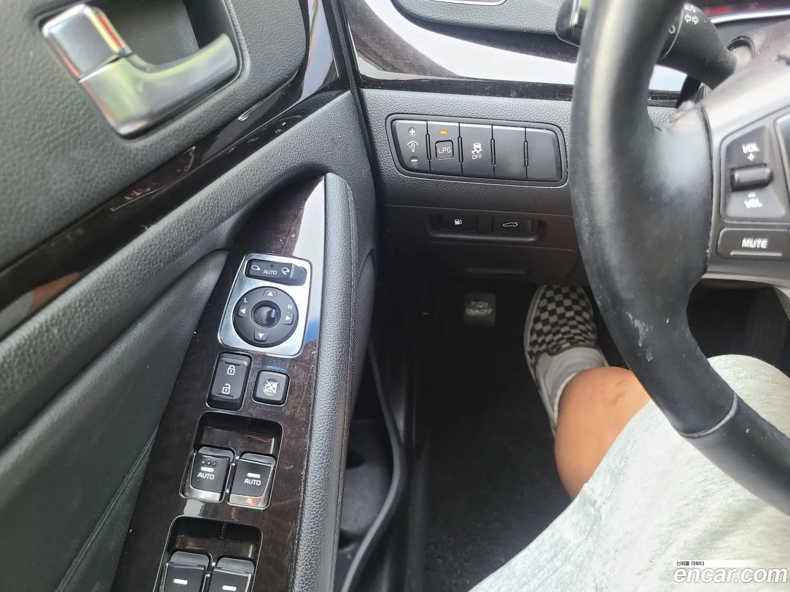 Kia K7 2013 — 14