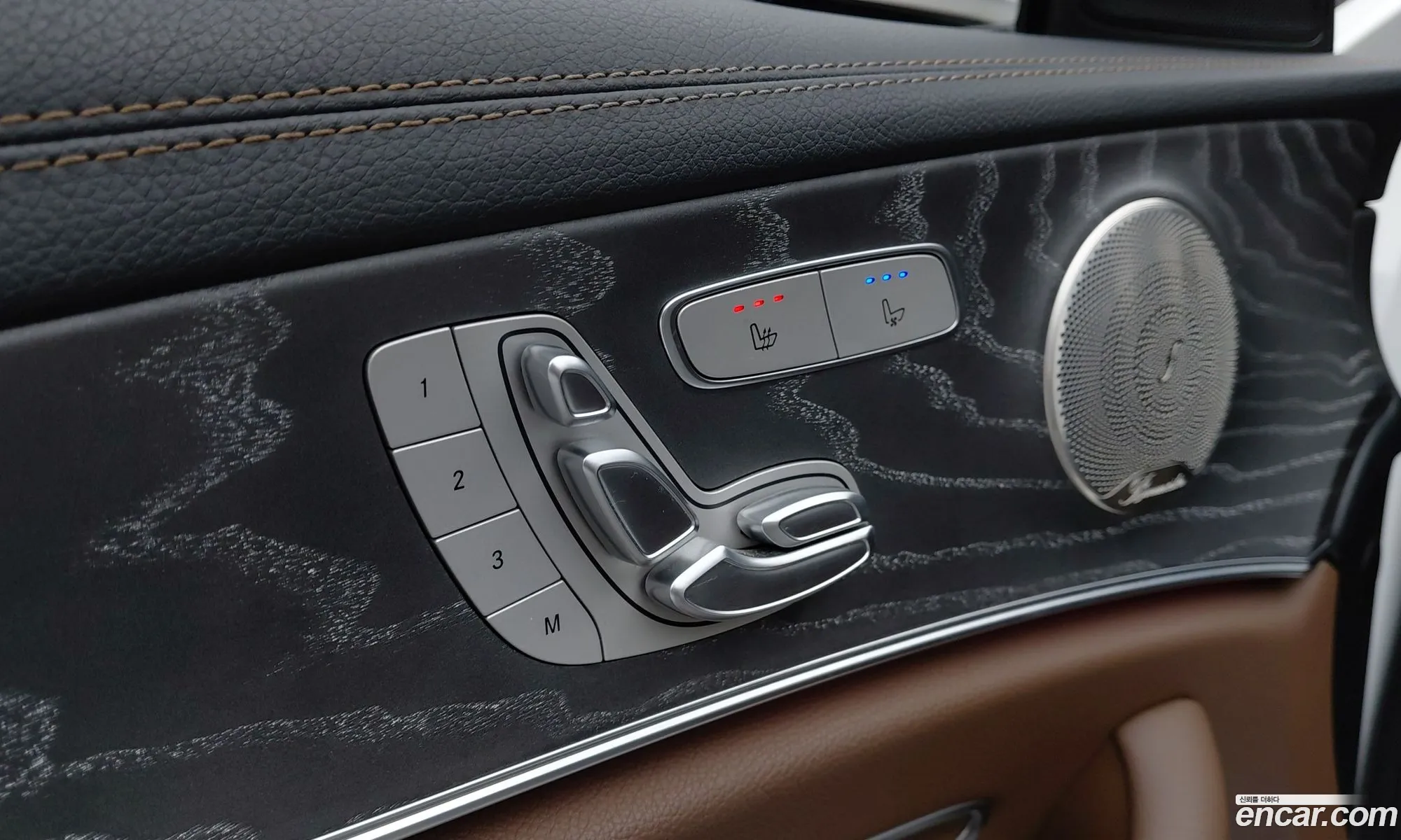 Mercedes-Benz E-Class W213 2022 — 17