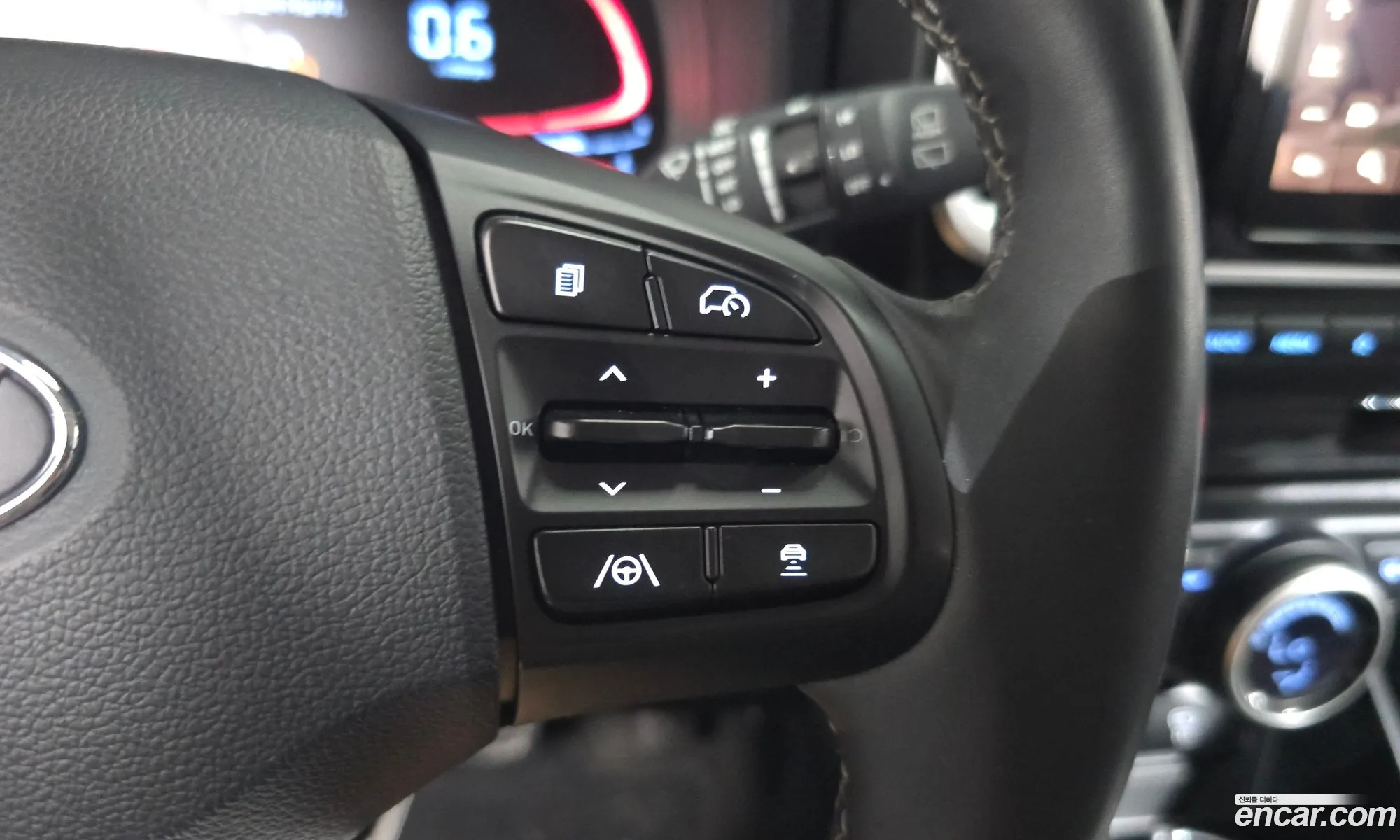 Hyundai Venue 2022 — 10