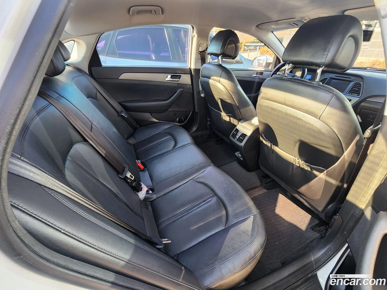 Hyundai LF Sonata 2015 — 15