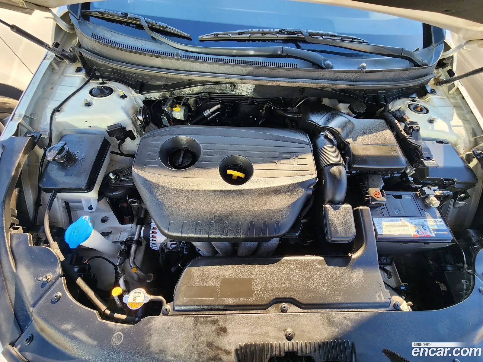 Hyundai LF Sonata 2015 — 14