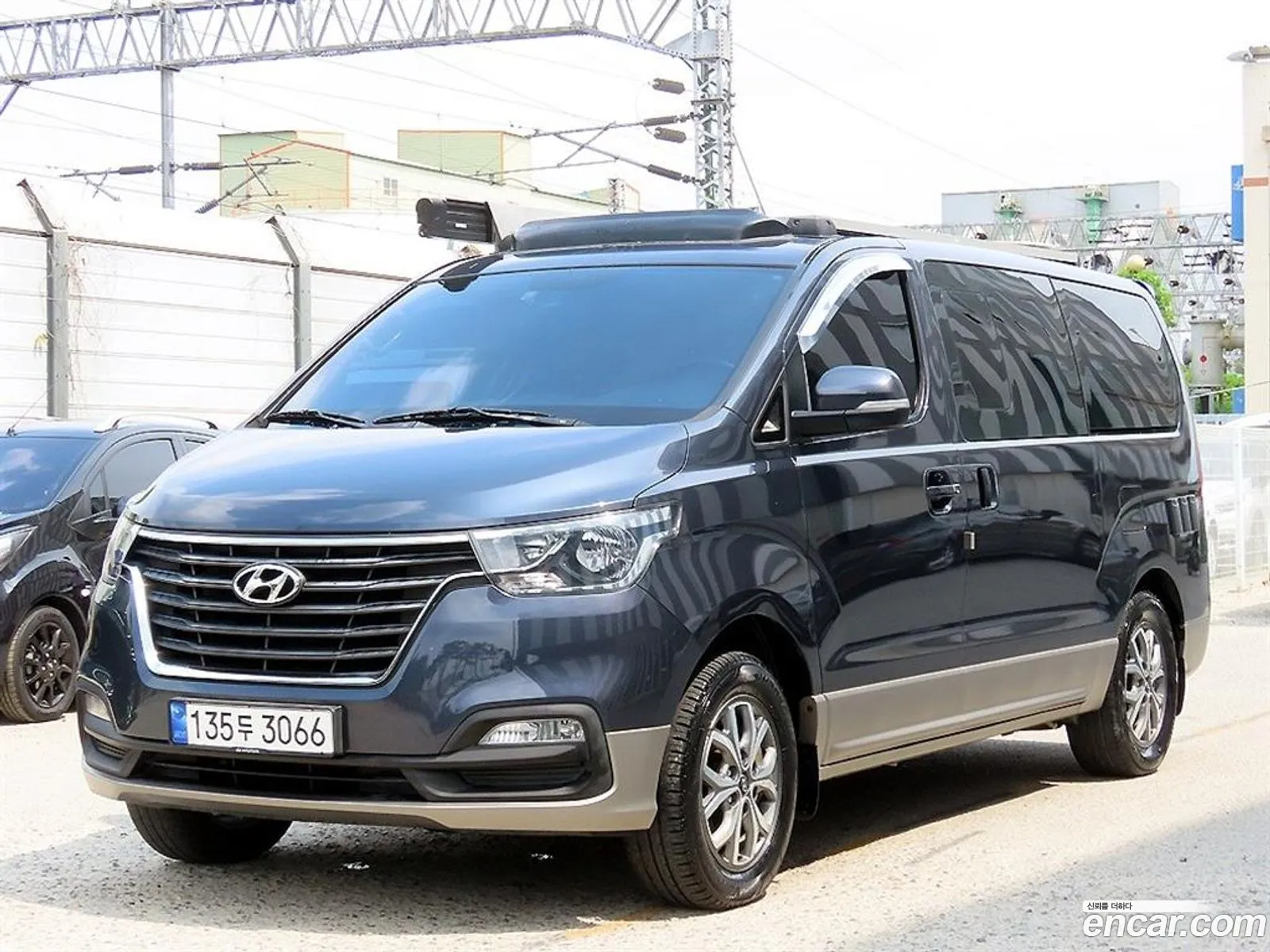 Hyundai Grand Starex 2018 — 19