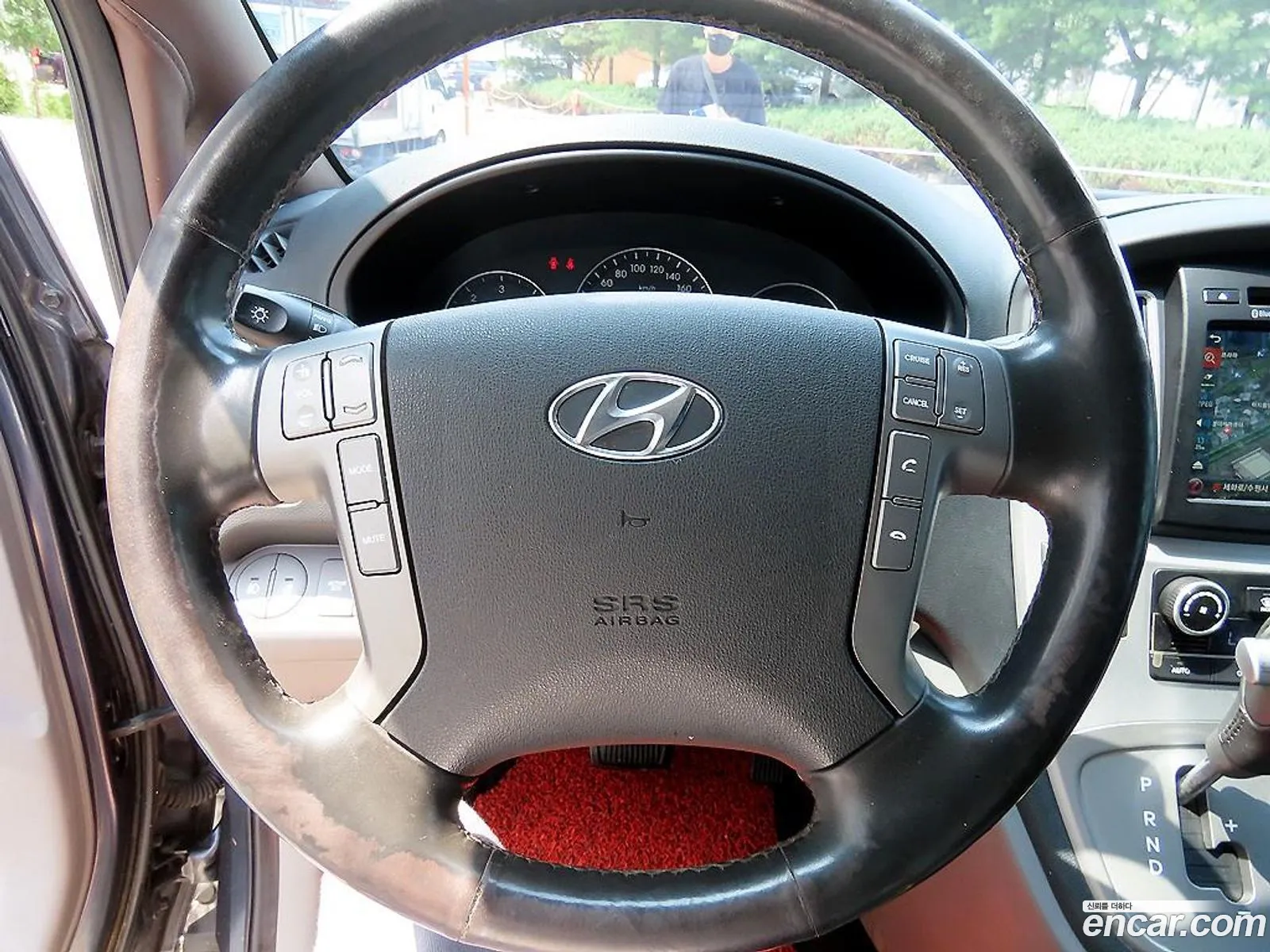 Hyundai Grand Starex 2018 — 20