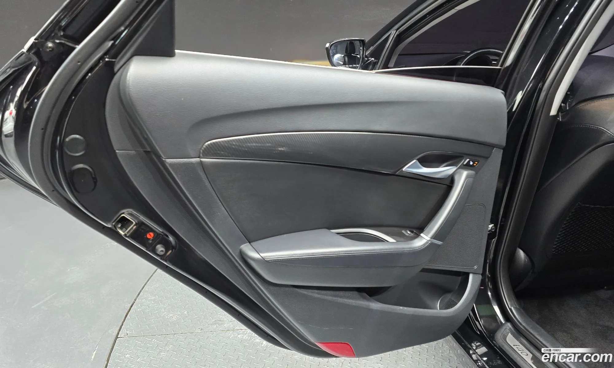 Hyundai i40 Saloon 2014 — 11