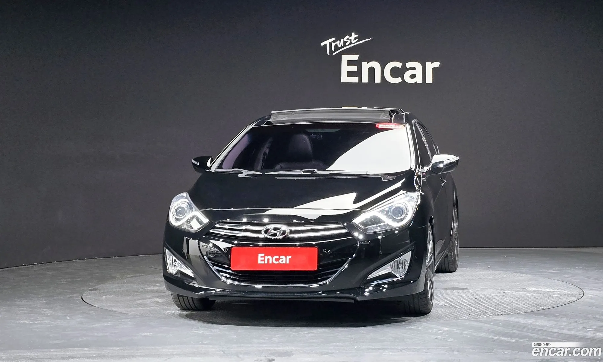 Hyundai i40 Saloon 2014 — 25