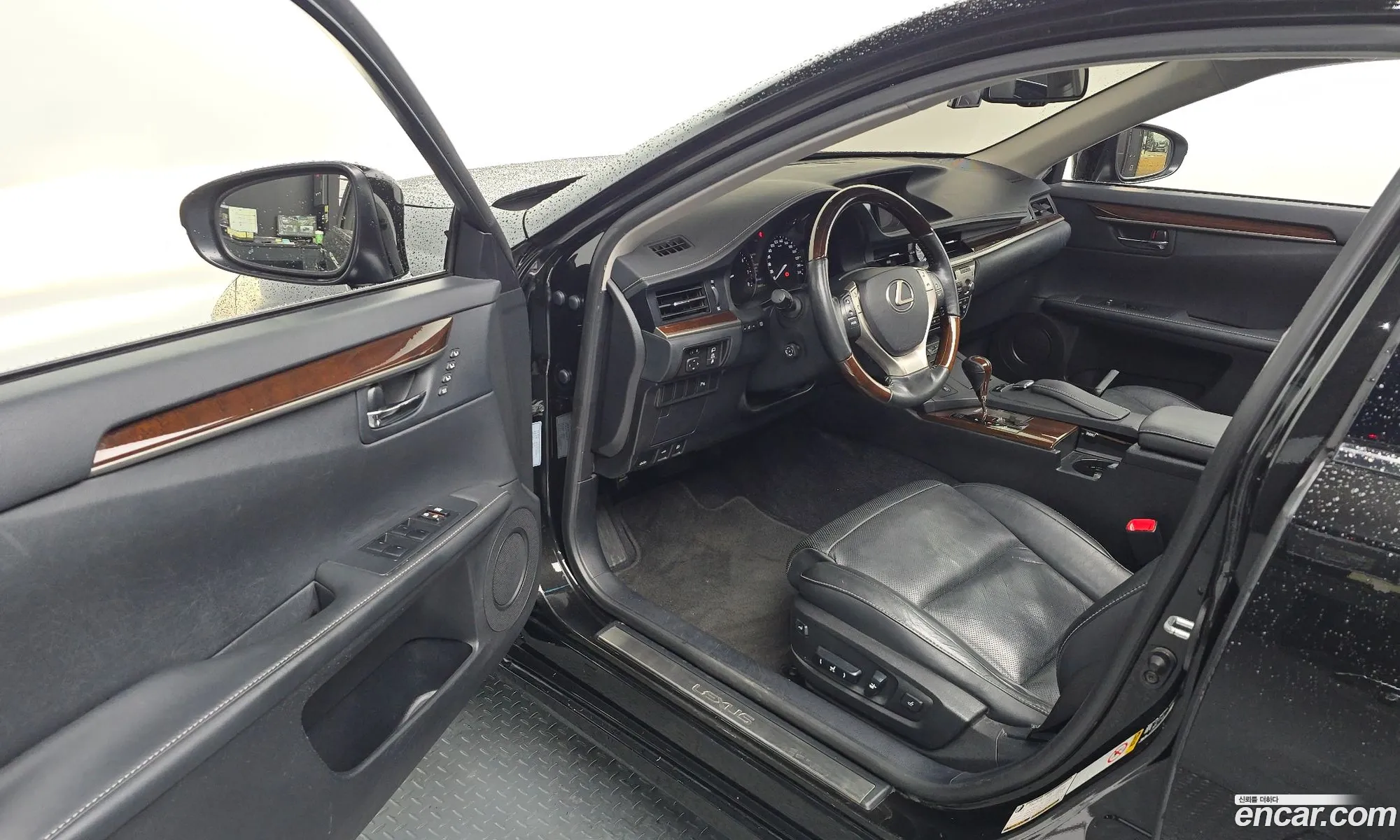 Lexus ES350 2014 — 21