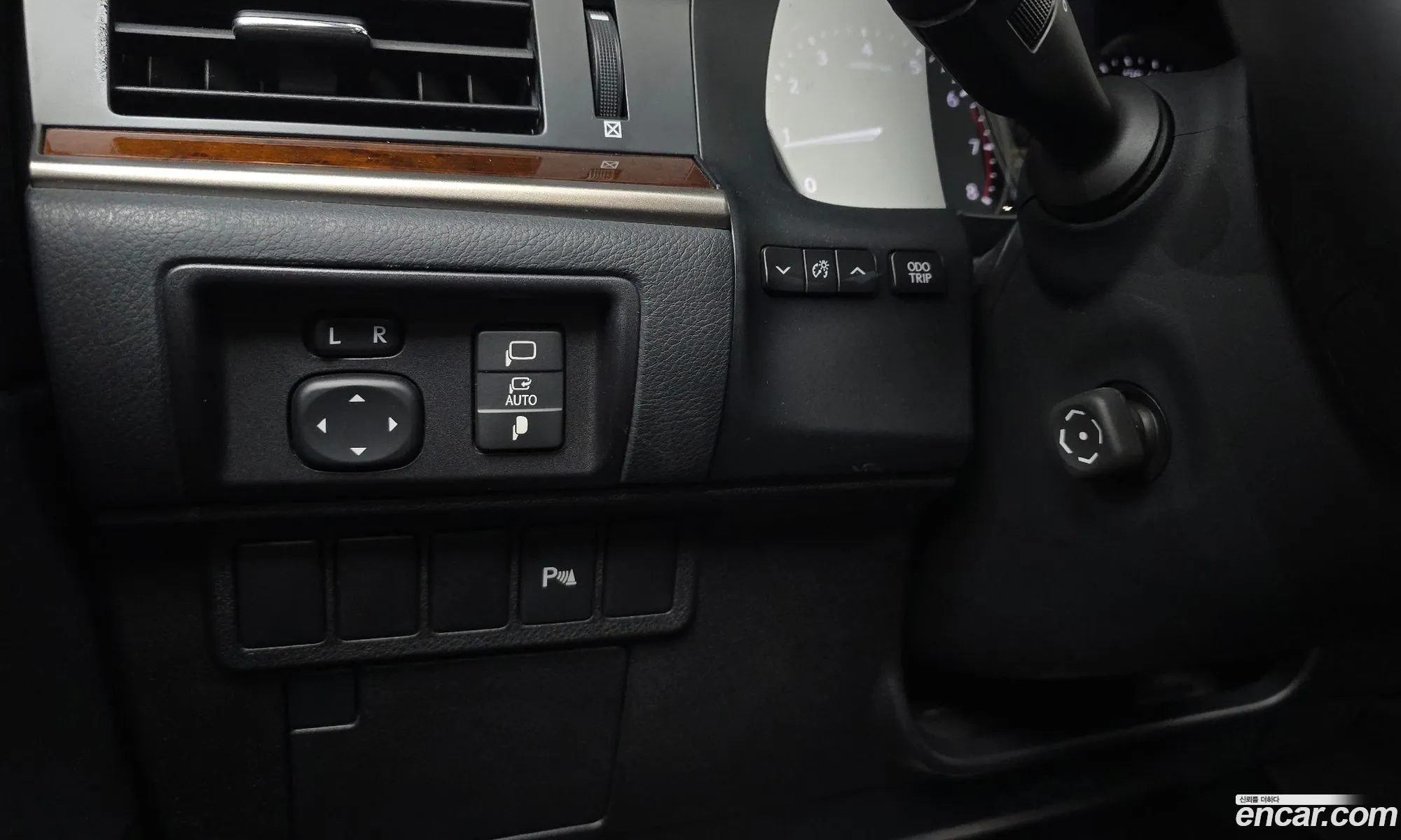 Lexus ES350 2014 — 24
