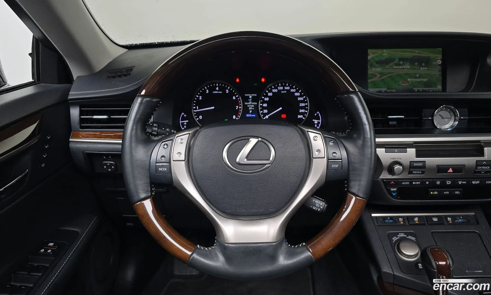 Lexus ES350 2014 — 19