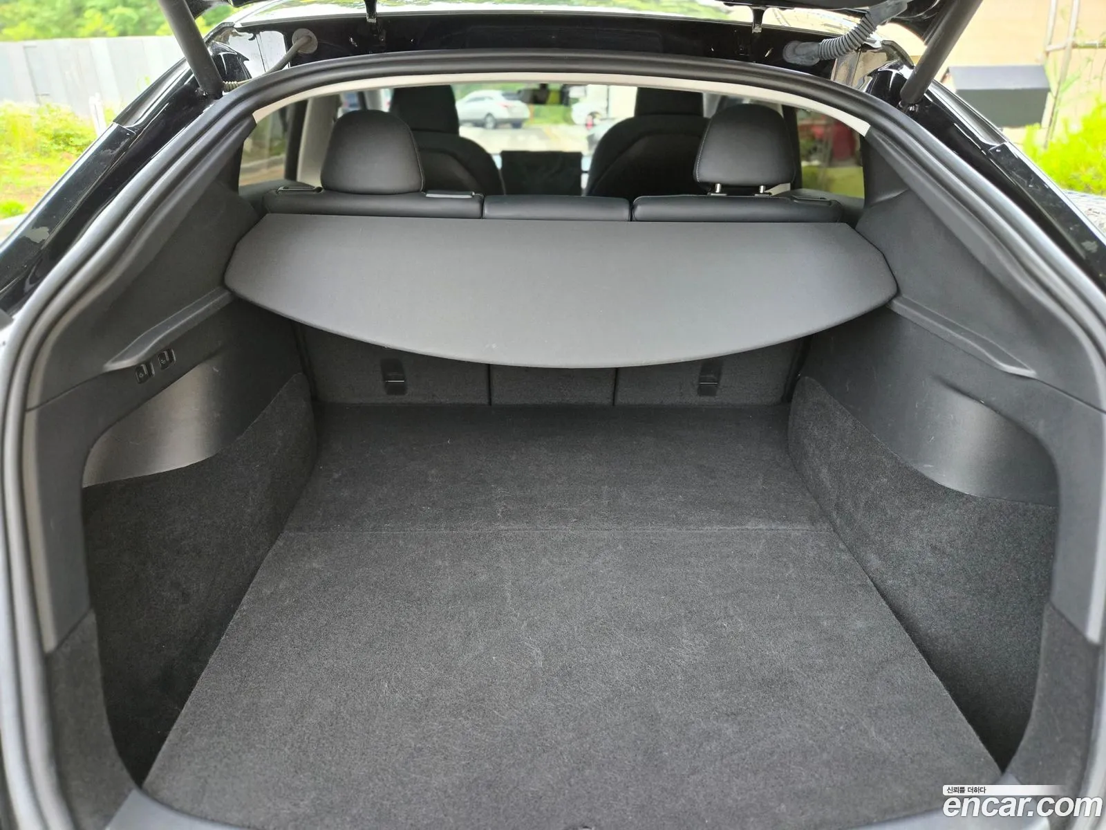 Tesla Model Y 2023 — 7