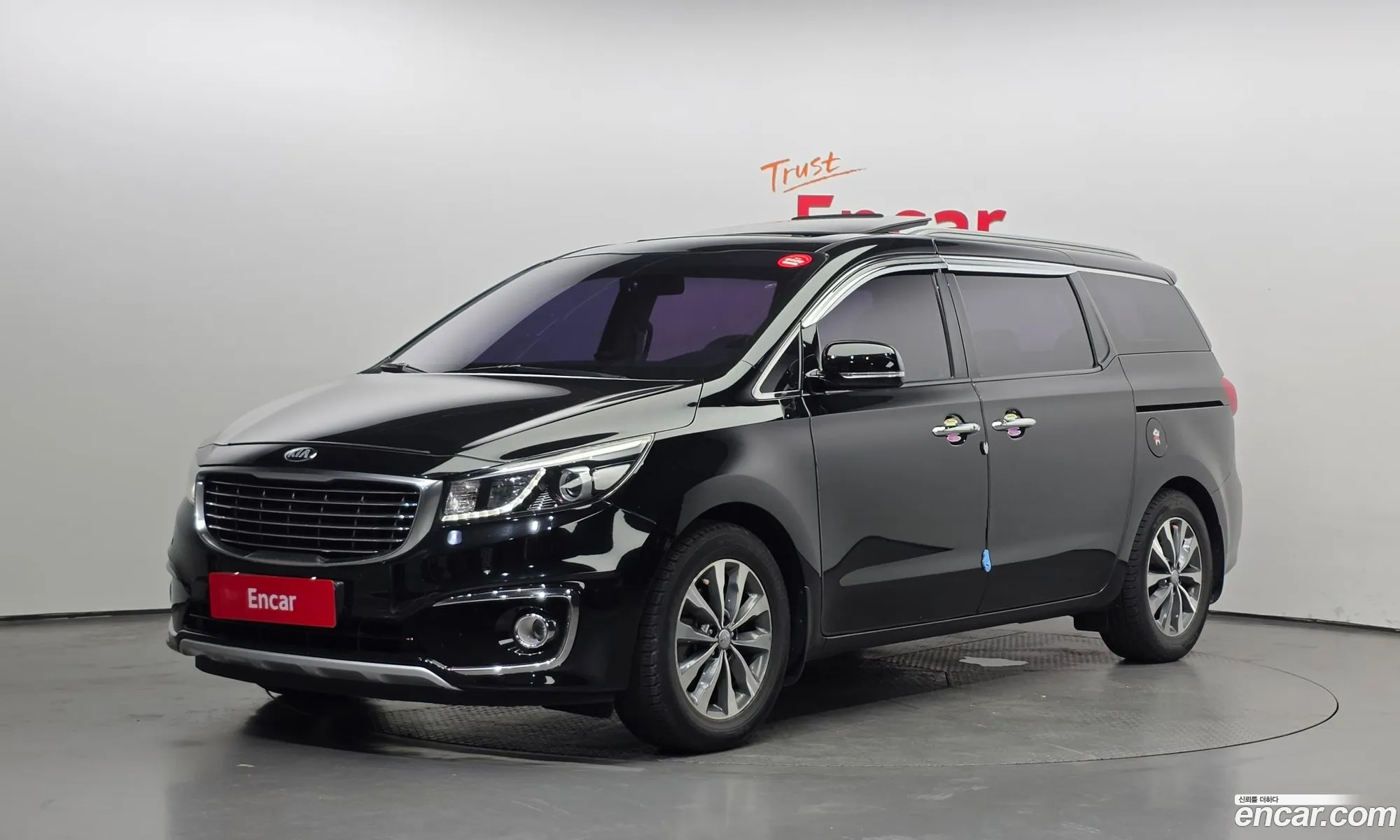 Kia Carnival 2016 — 16
