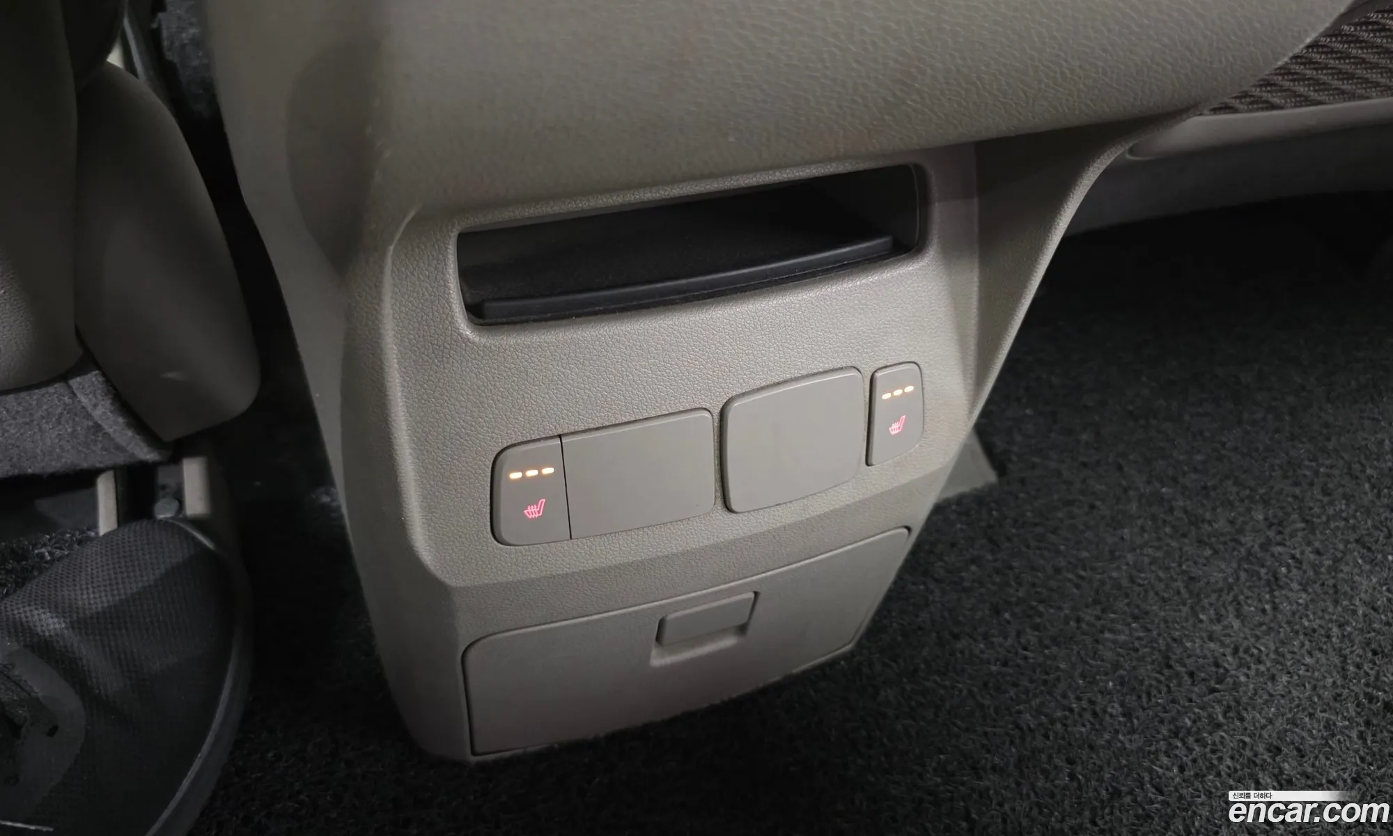 Kia Carnival 2016 — 6