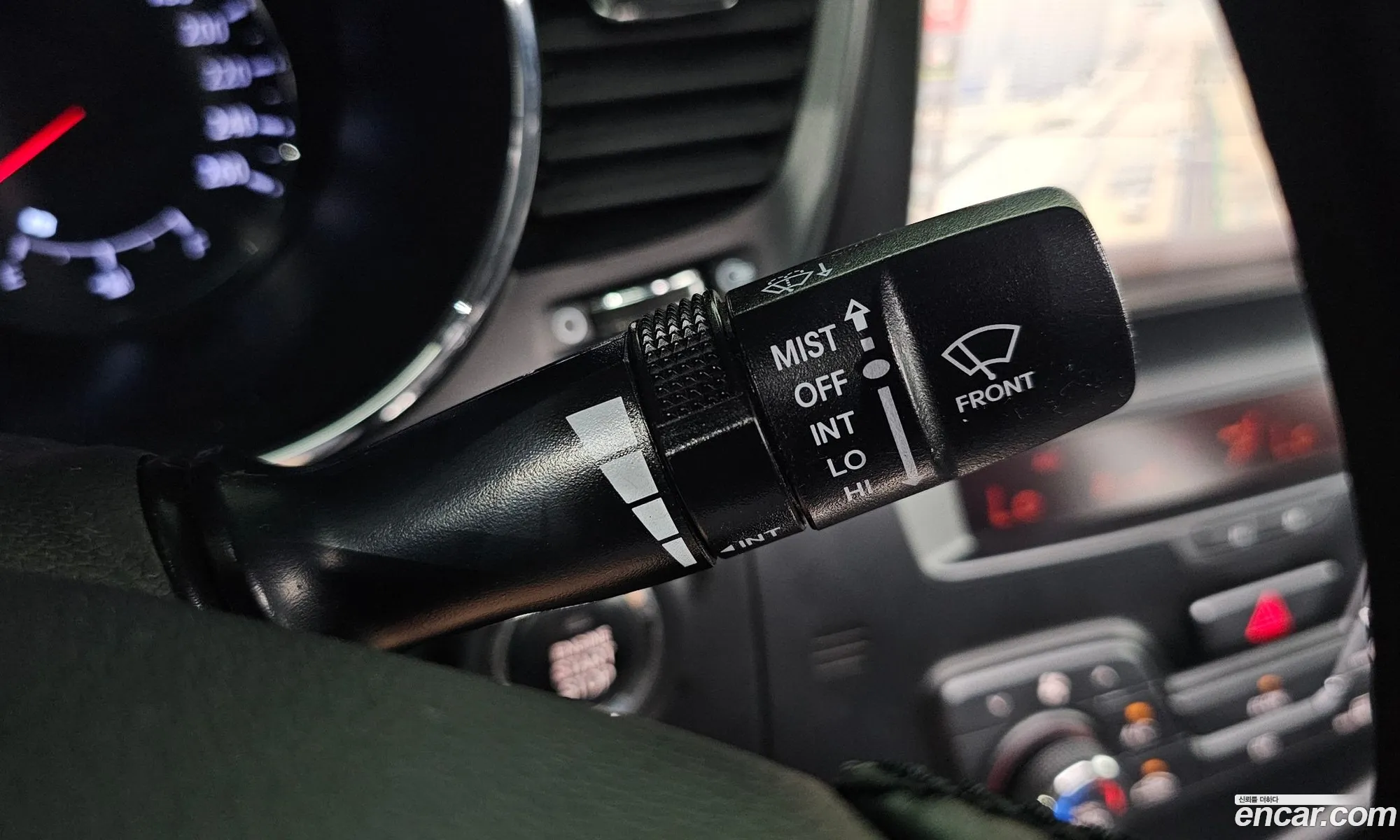 Kia K5 Hybrid 2013 — 31