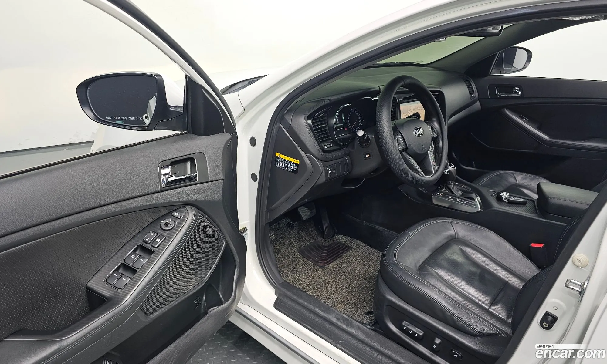 Kia K5 Hybrid 2013 — 2