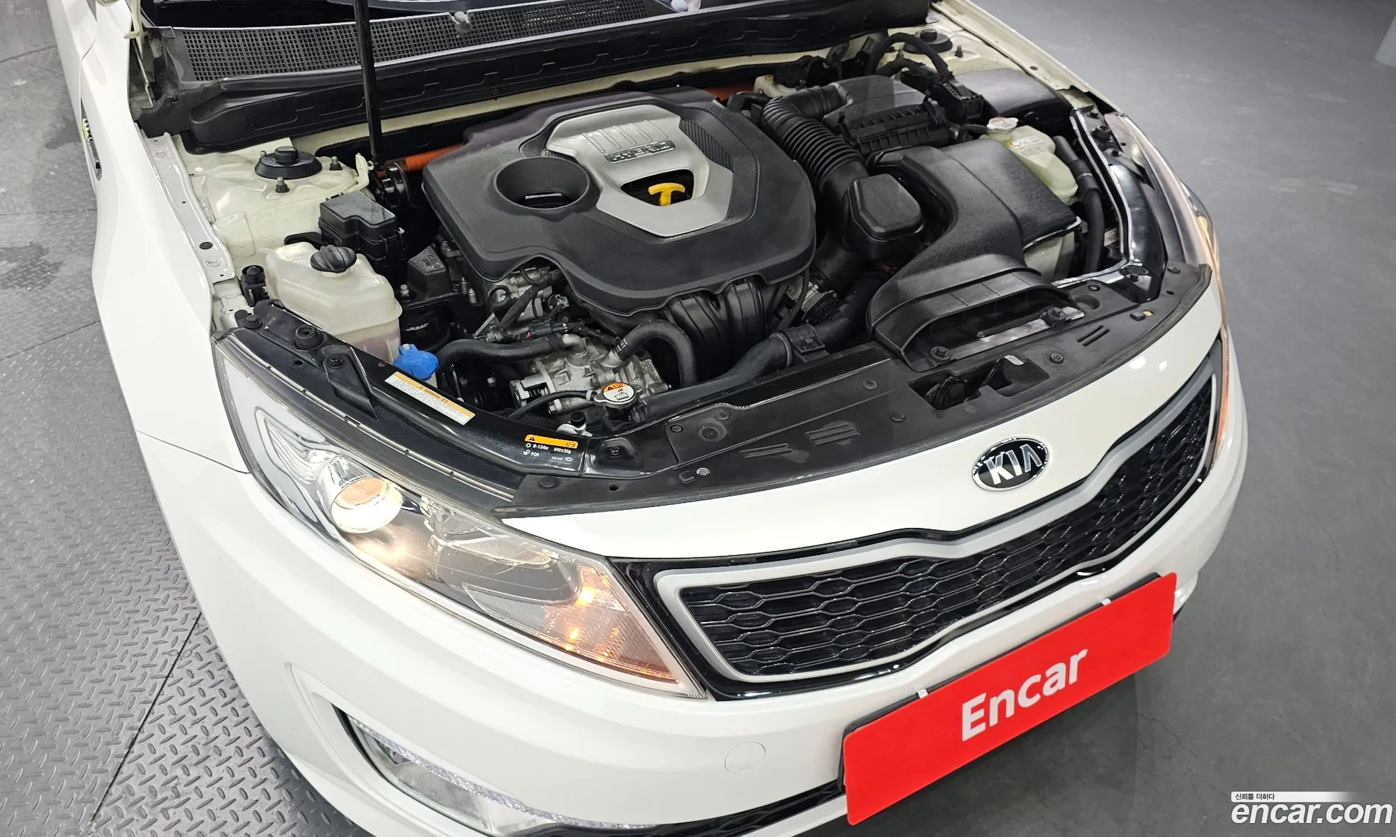 Kia K5 Hybrid 2013 — 19