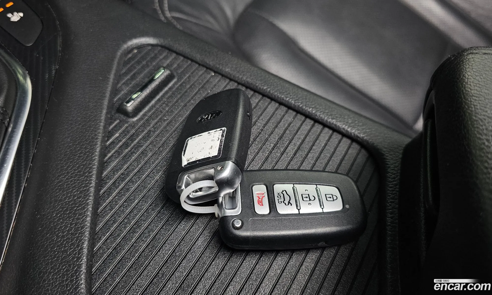 Kia K5 Hybrid 2013 — 15