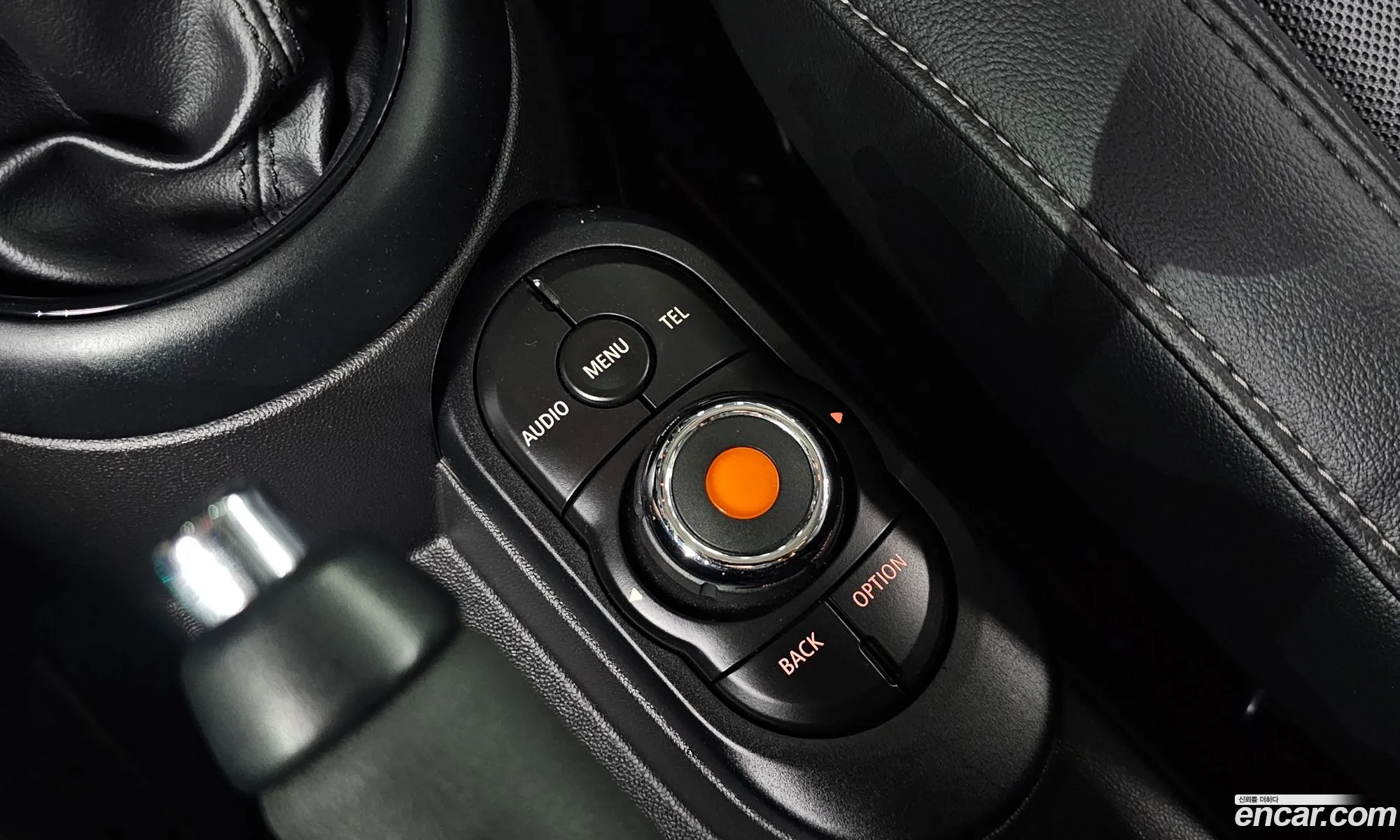 Mini Cooper 2018 WMWXP5100J2F93807 — 24