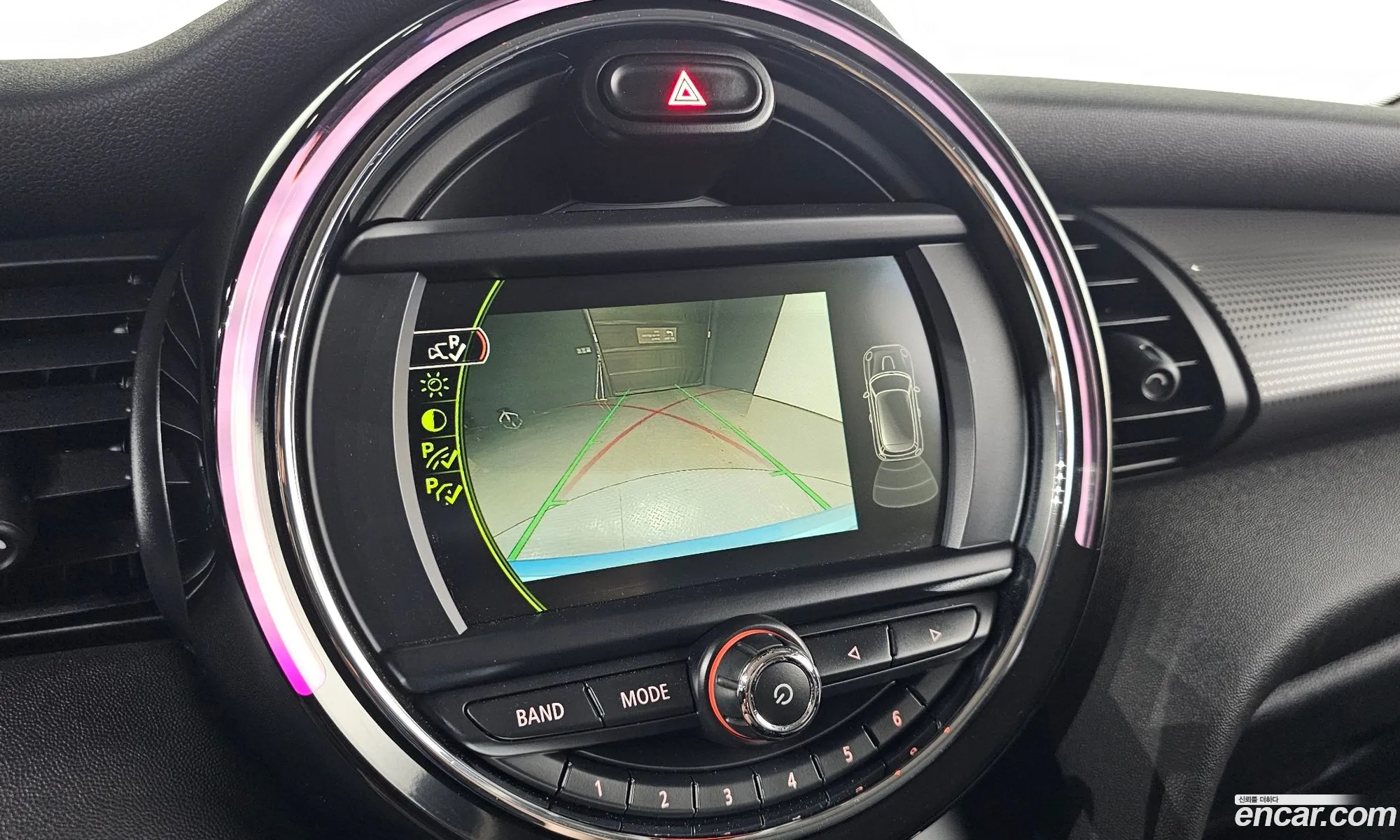 Mini Cooper 2018 WMWXP5100J2F93807 — 14