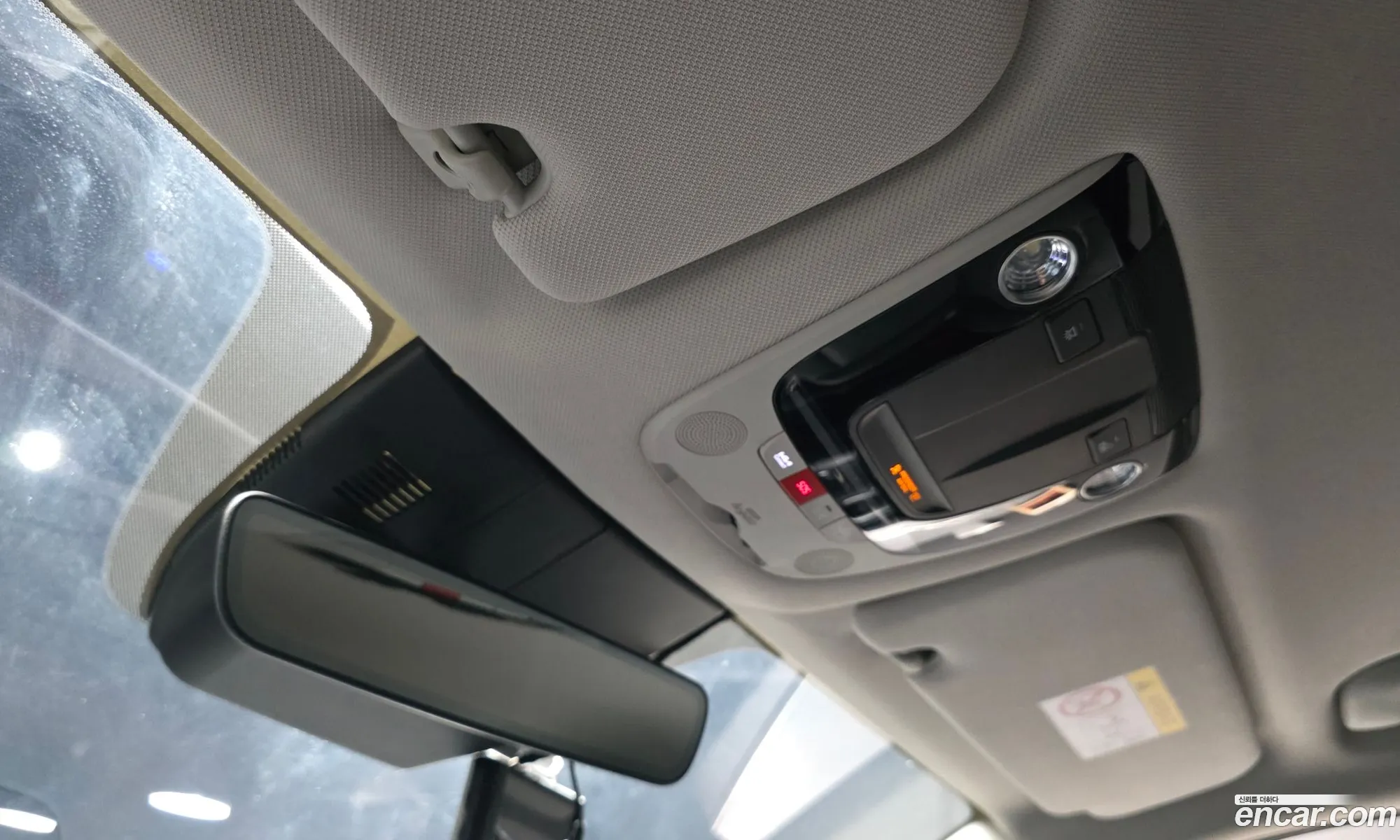 Kia Sorento 2025 — 8