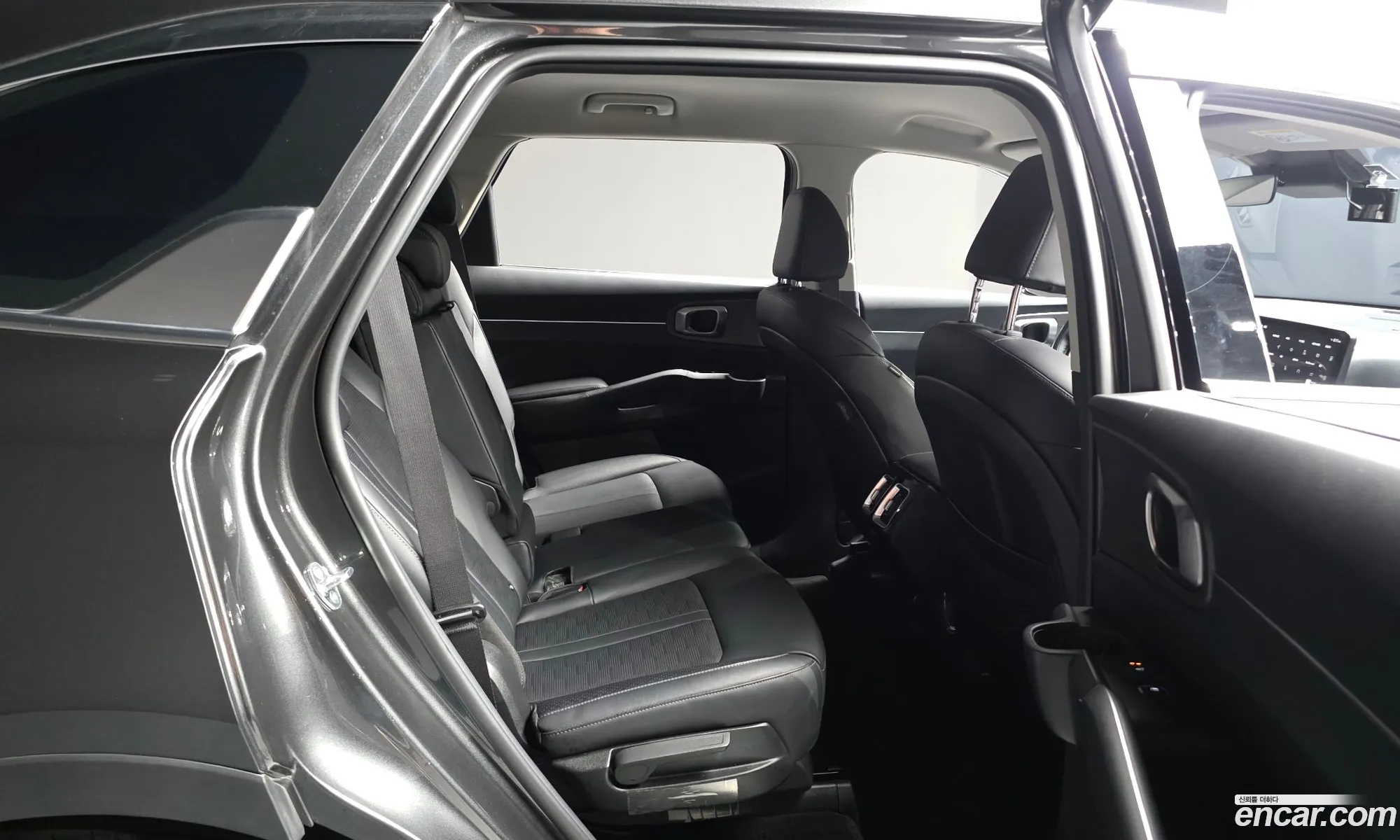 Kia Sorento 2025 — 12