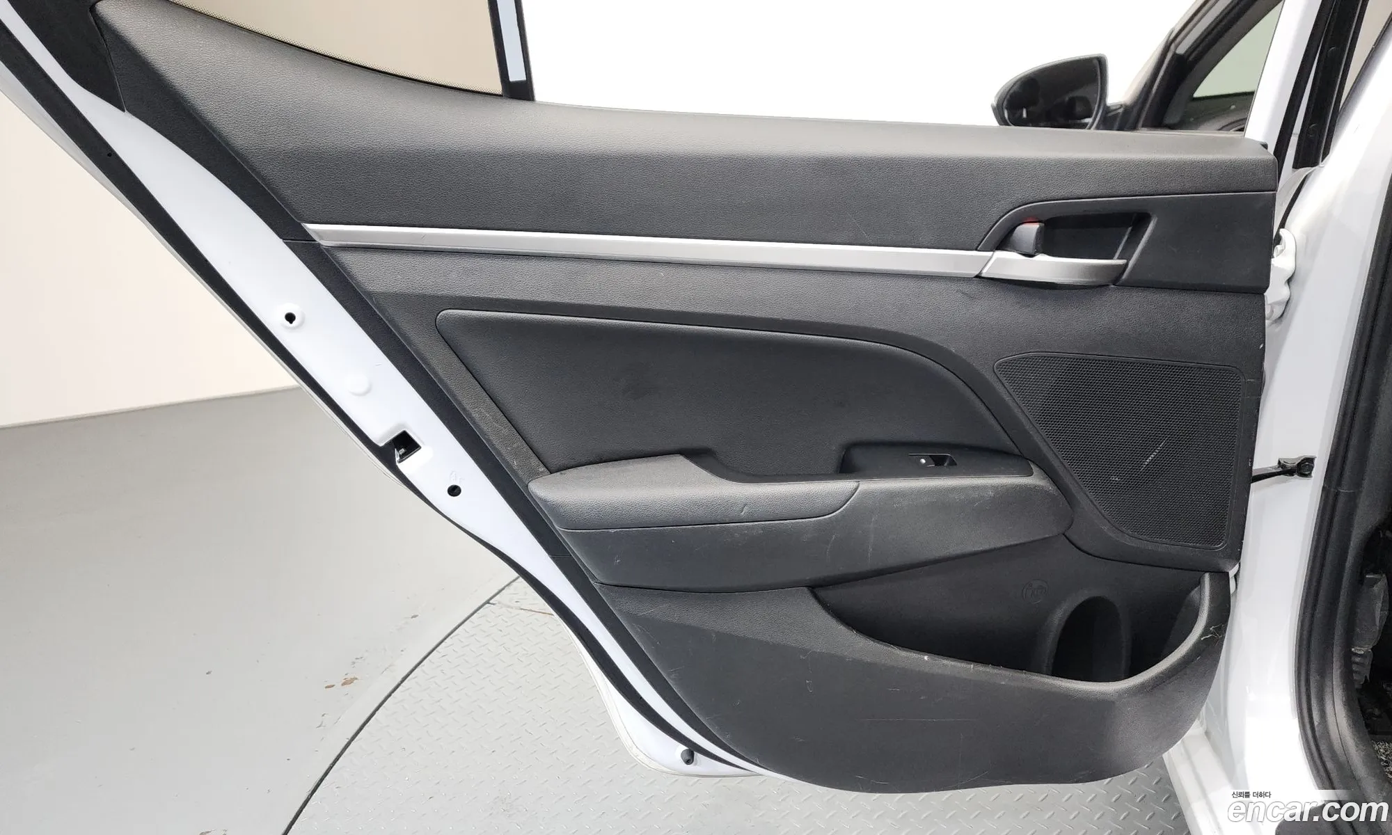 Hyundai Elantra AD 2019 — 8