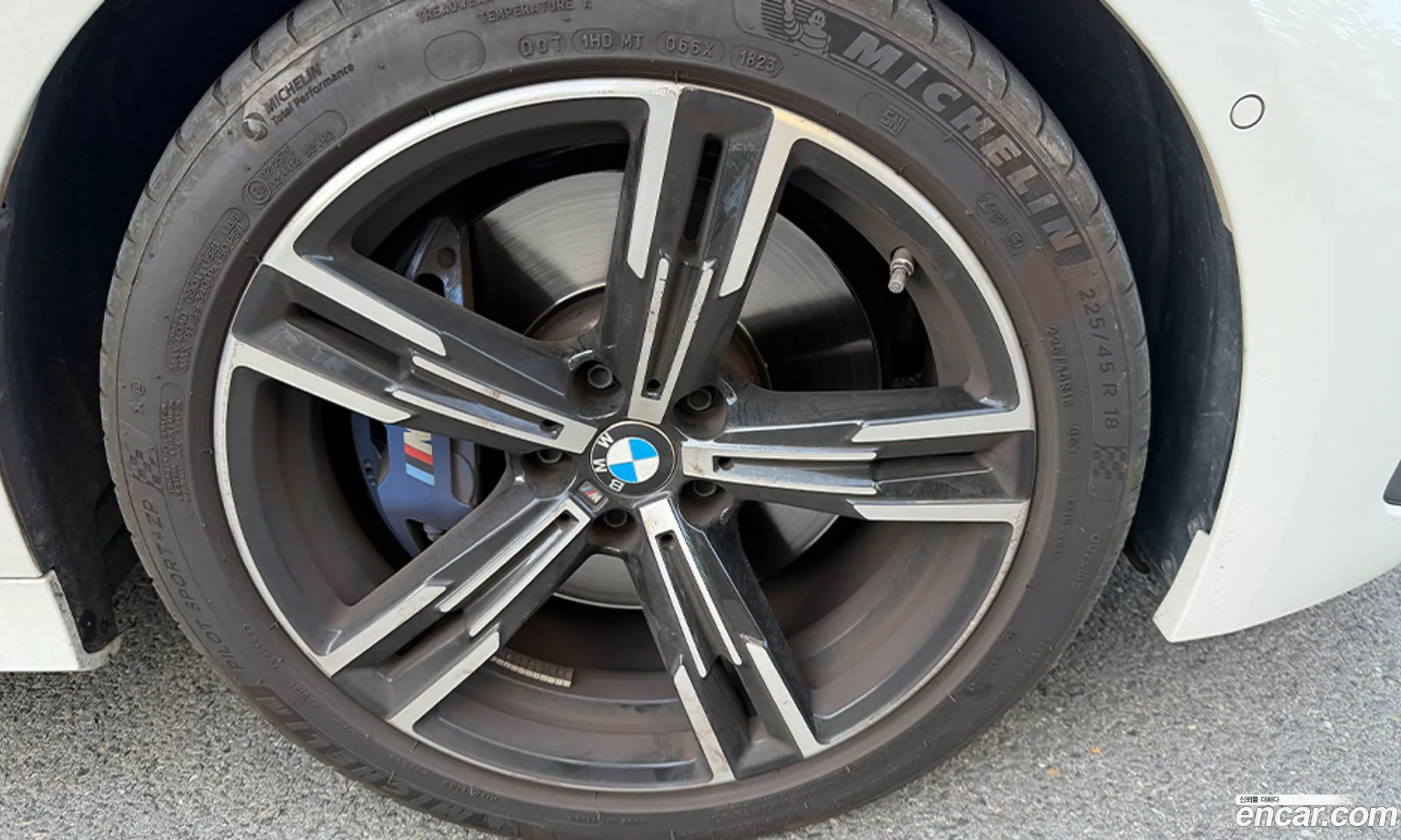 BMW 3 Series 2023 — 14