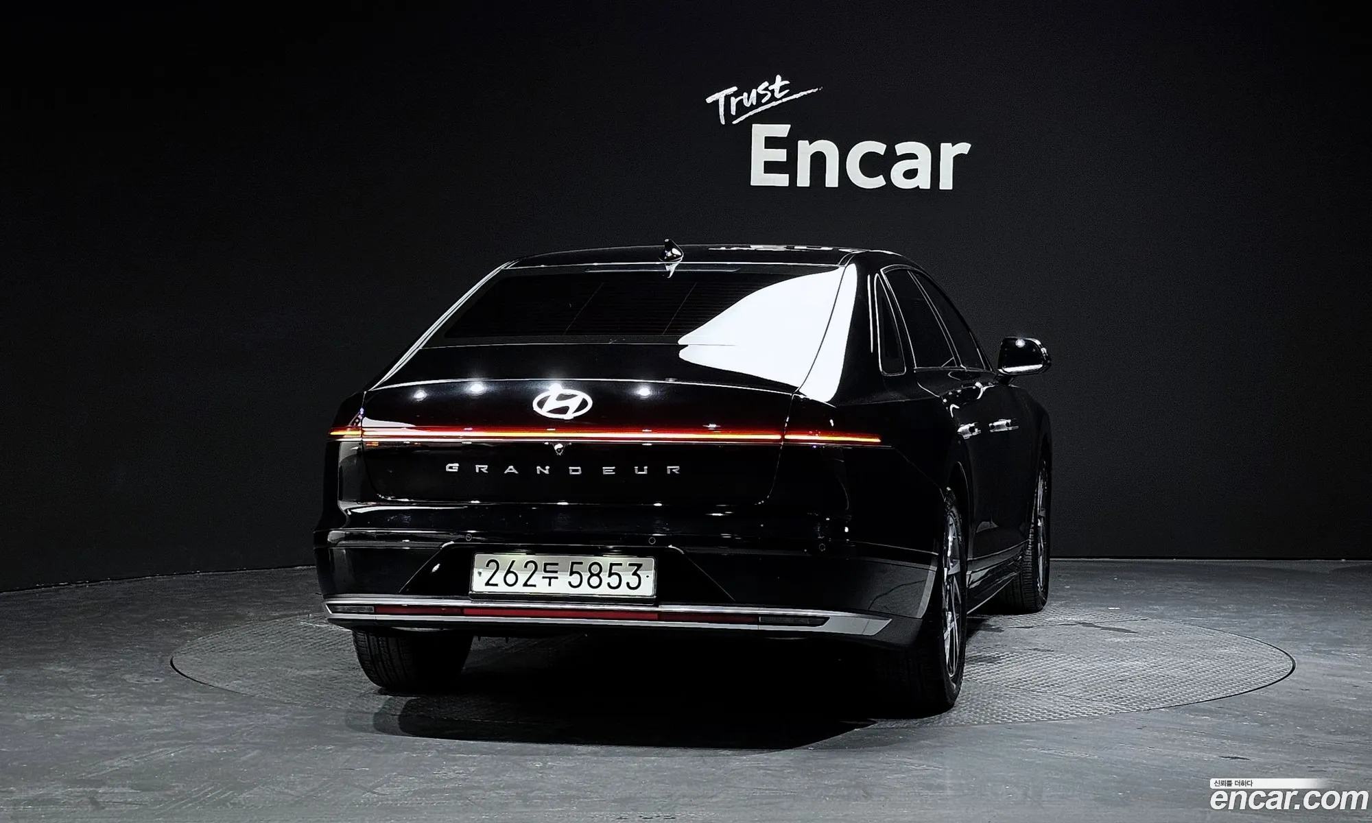 Hyundai Grandeur Hybrid 2023 — 5