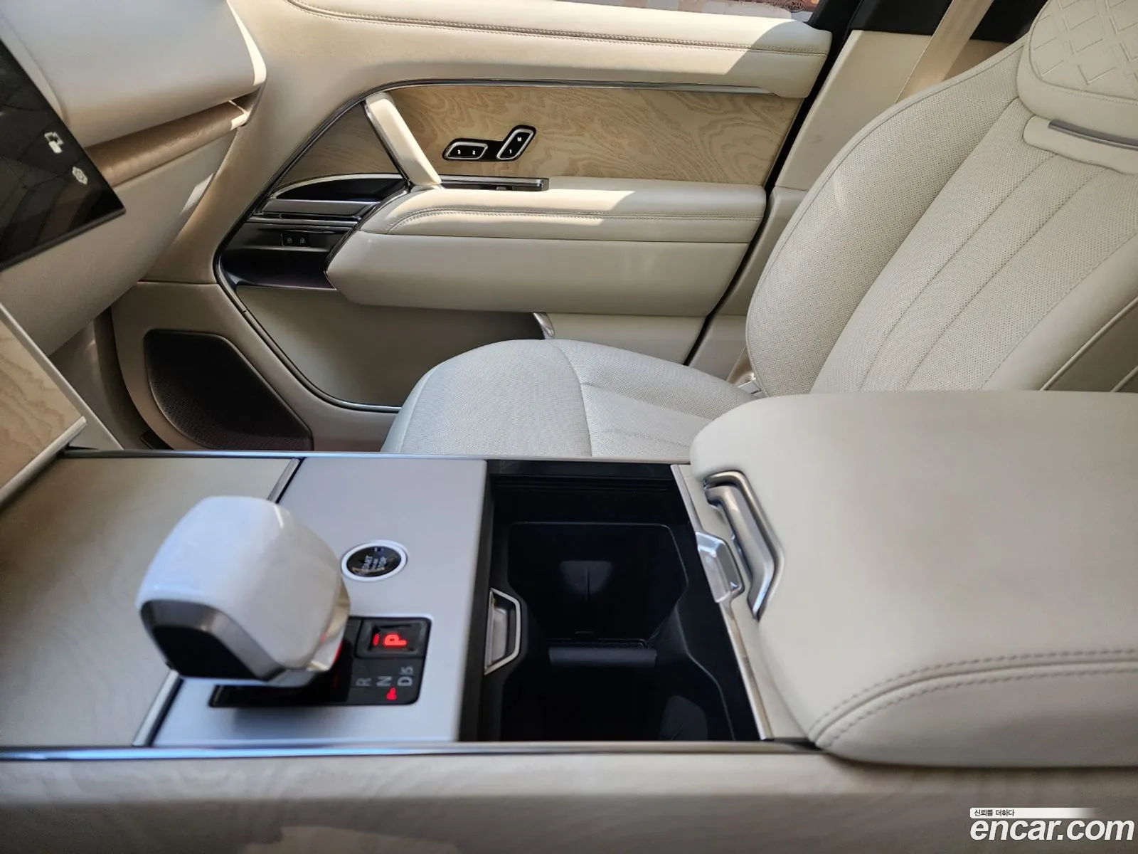 Land Rover Range Rover 2025 — 7