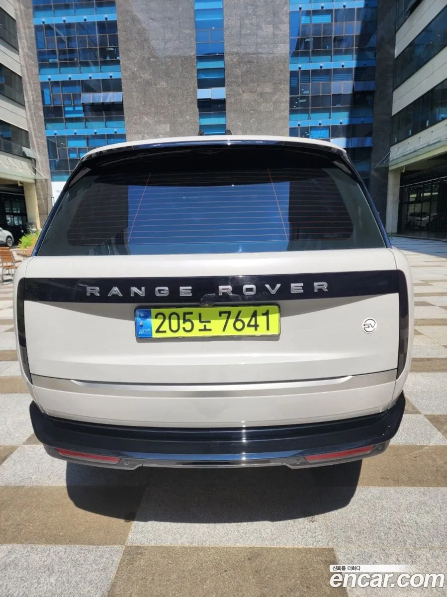 Land Rover Range Rover 2025 — 4