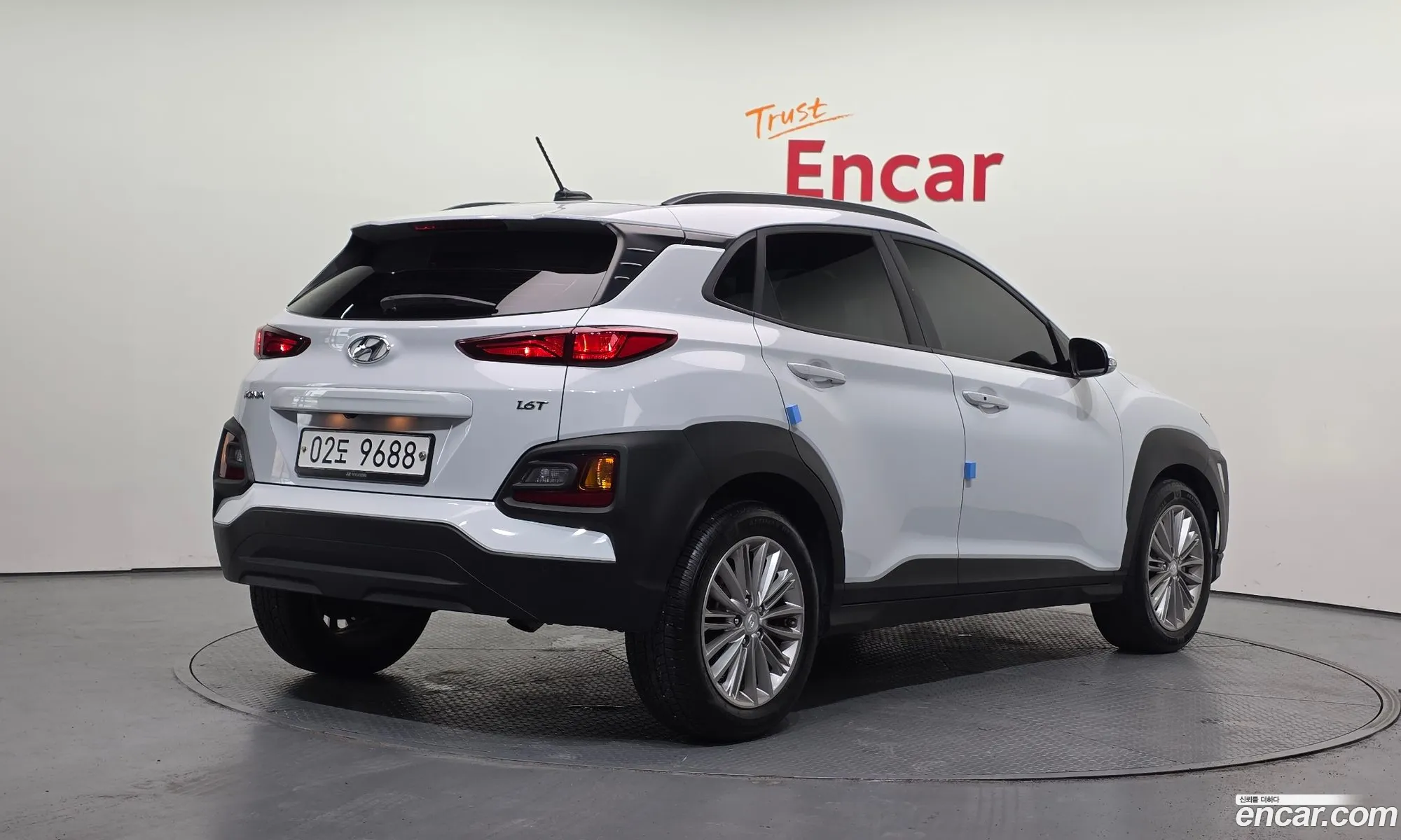 Hyundai Kona 2017 — 16