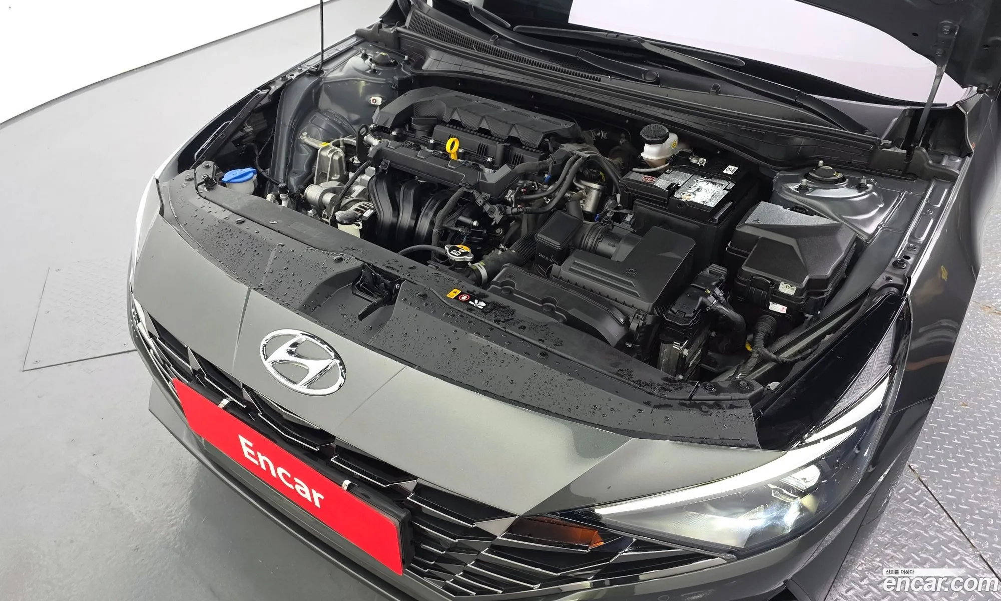 Hyundai Elantra 2023 — 7