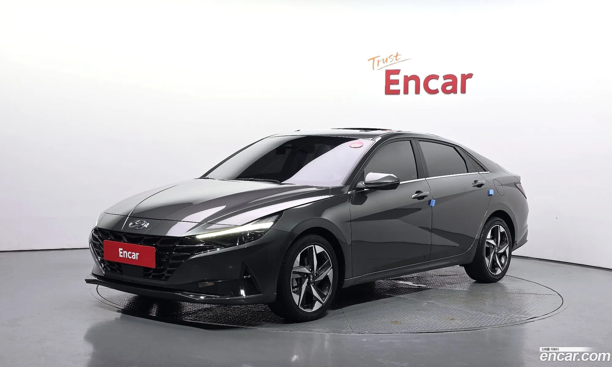 Hyundai Elantra 2023 — 25