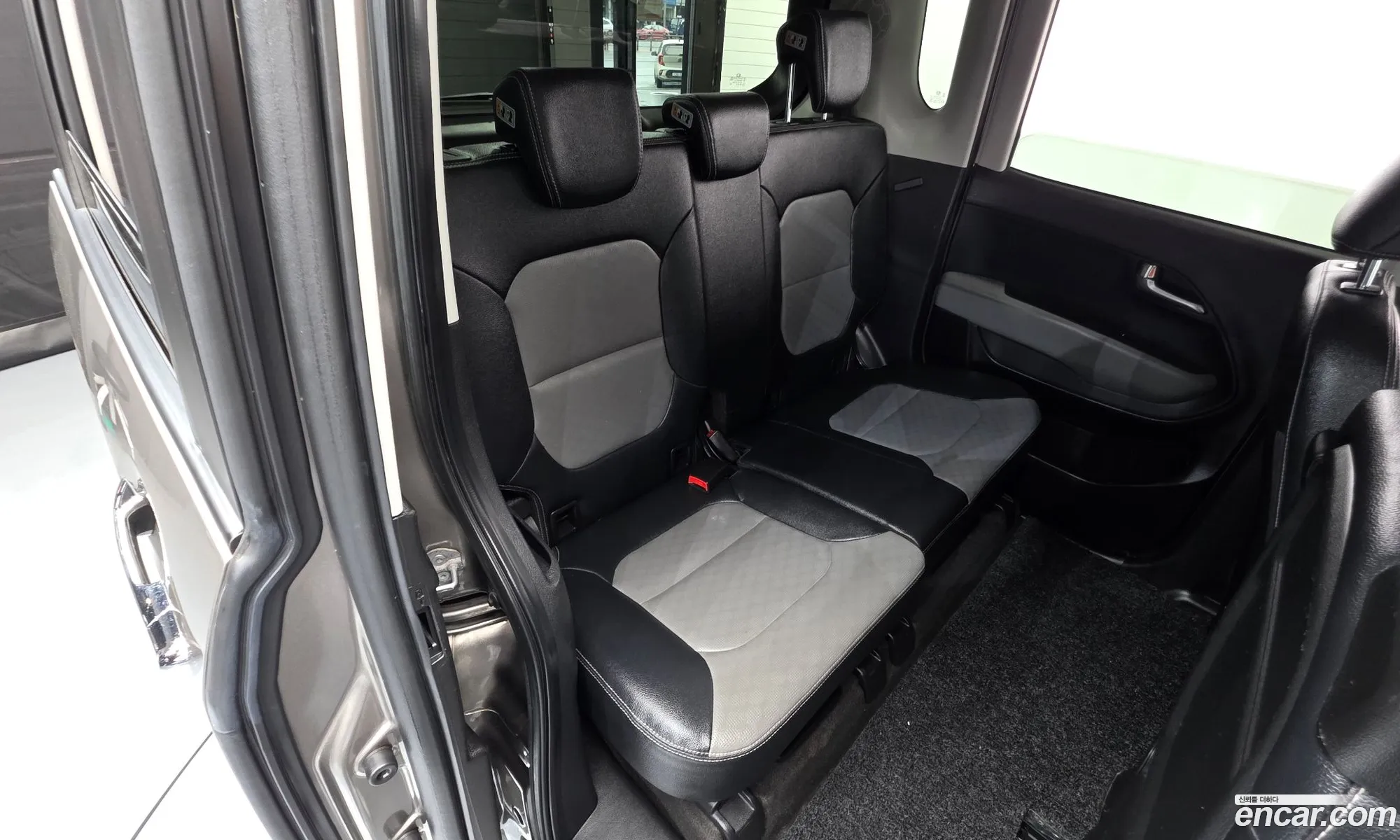 Kia Ray 2021 KNACJ811BMT264975 — 12