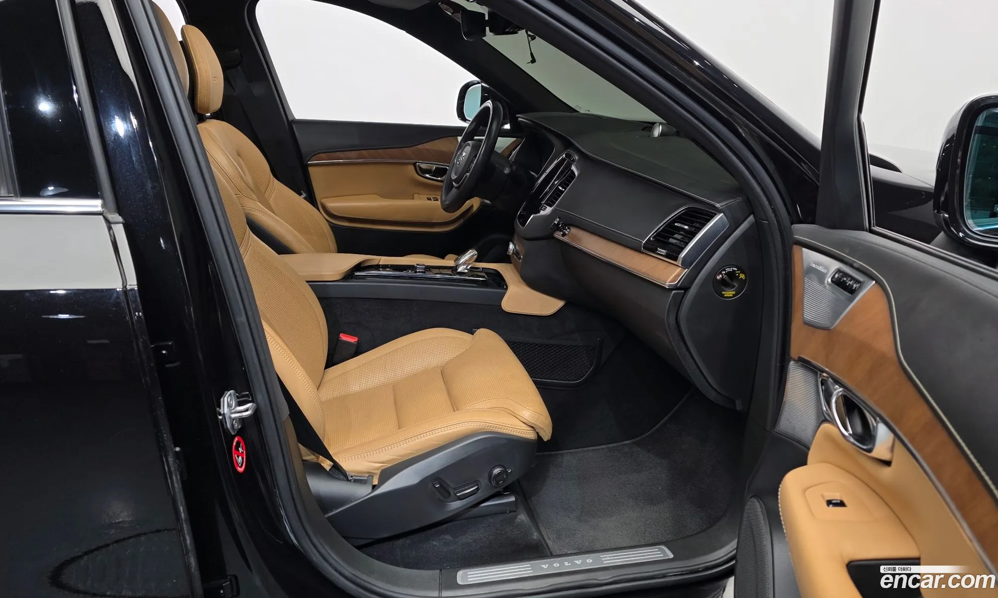 Volvo XC90 2020 YV1LFBR0DL1589435 — 7