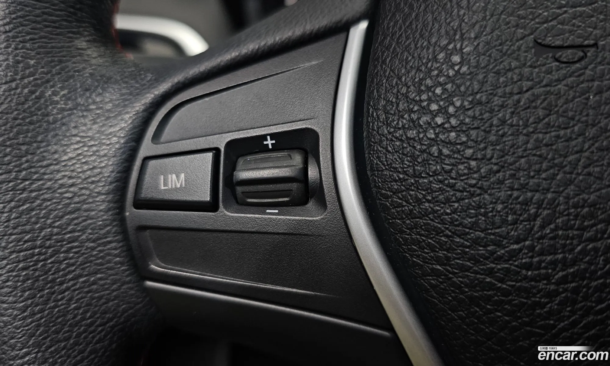BMW 1 Series 2019 — 25