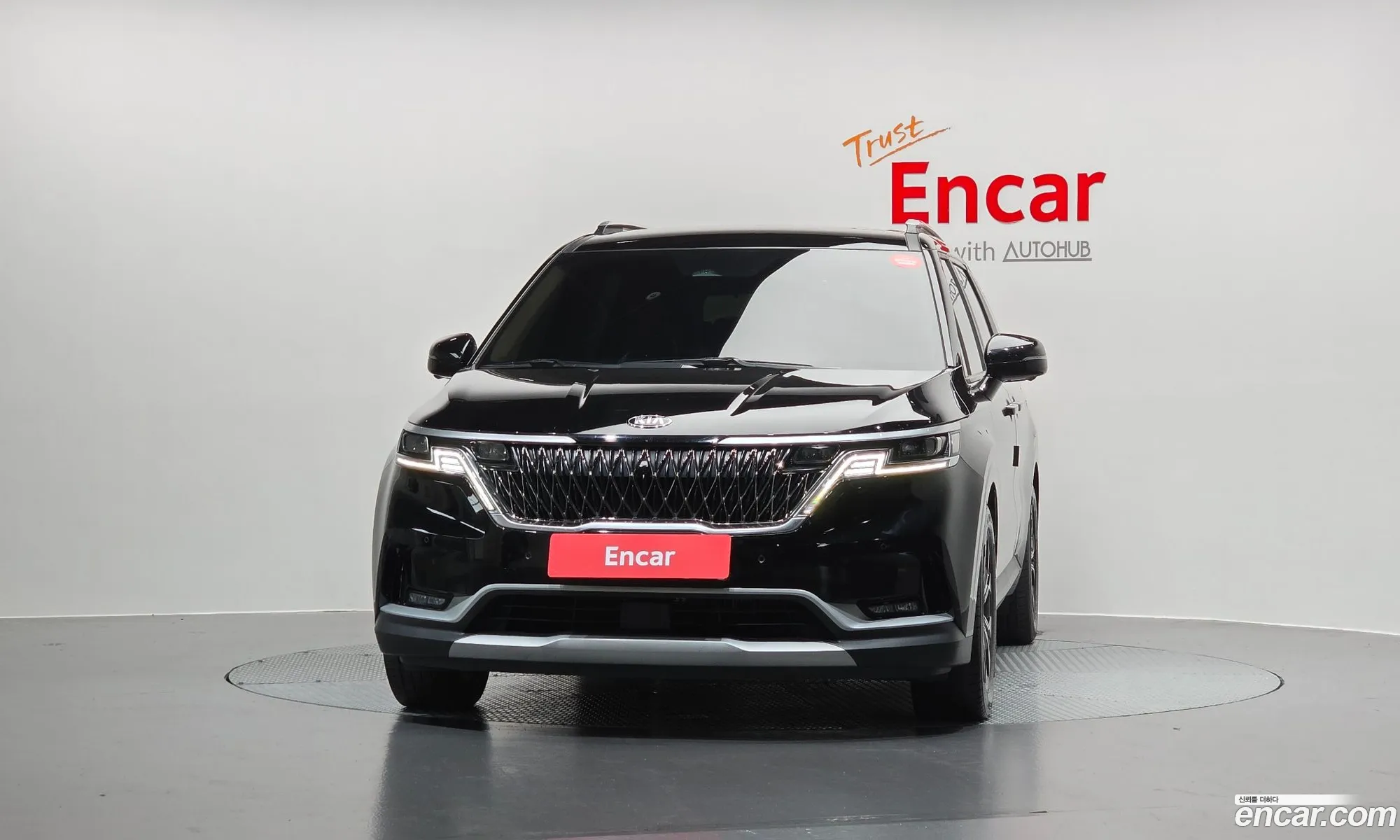 Kia Carnival 2021 — 3
