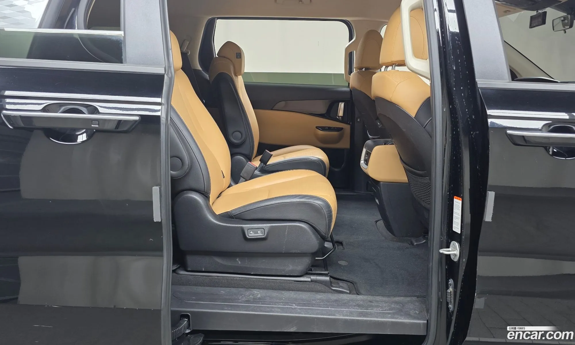 Kia Carnival 2021 — 20