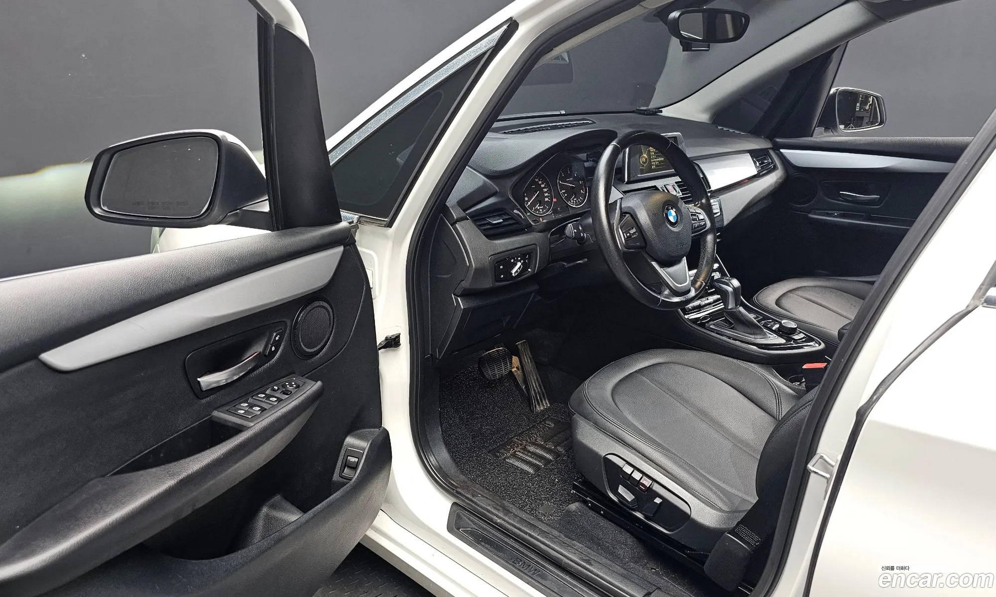 BMW 2 Series Active Tourer 2016 WBA2C1104GV705009 — 20