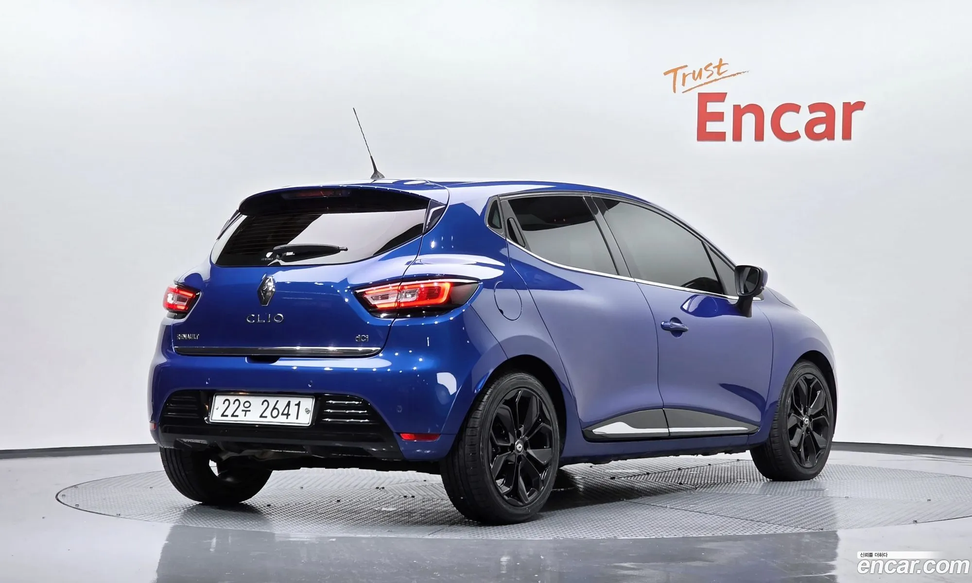 Renault Korea (Samsung) Clio 2018 — 13