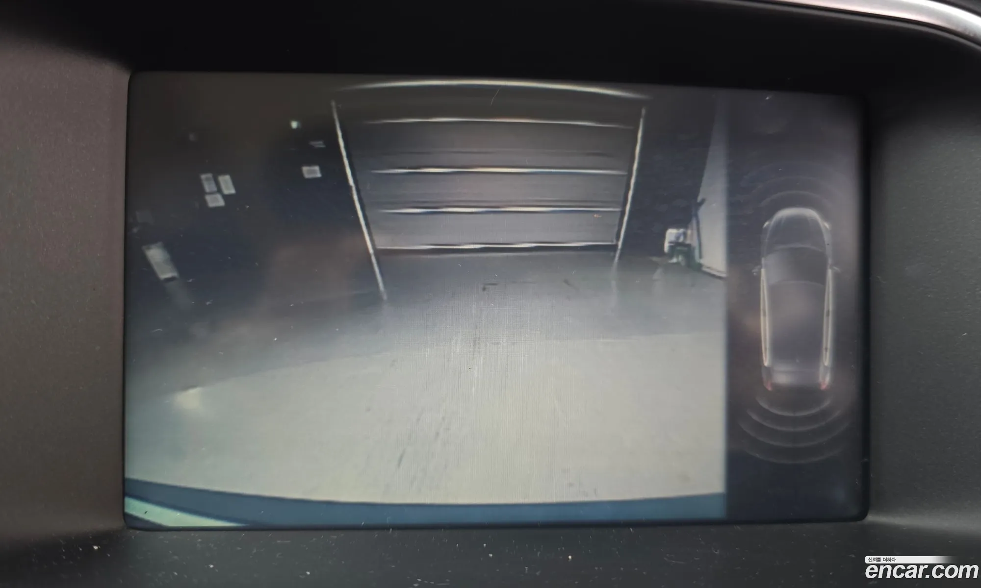 Volvo V40 2015 YV1MV845BF2220504 — 17