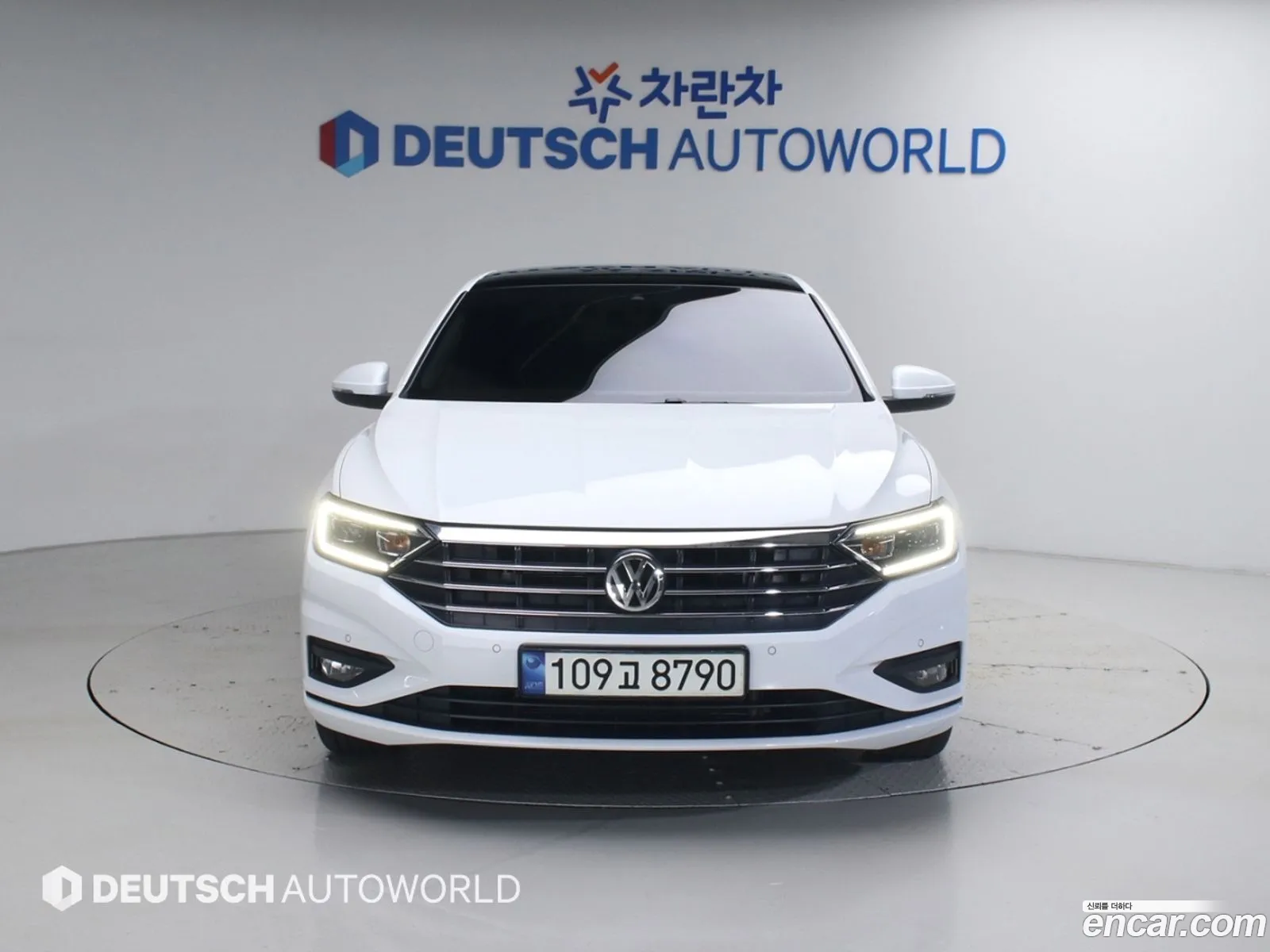 Volkswagen Jetta 7th Gen 2021 — 10