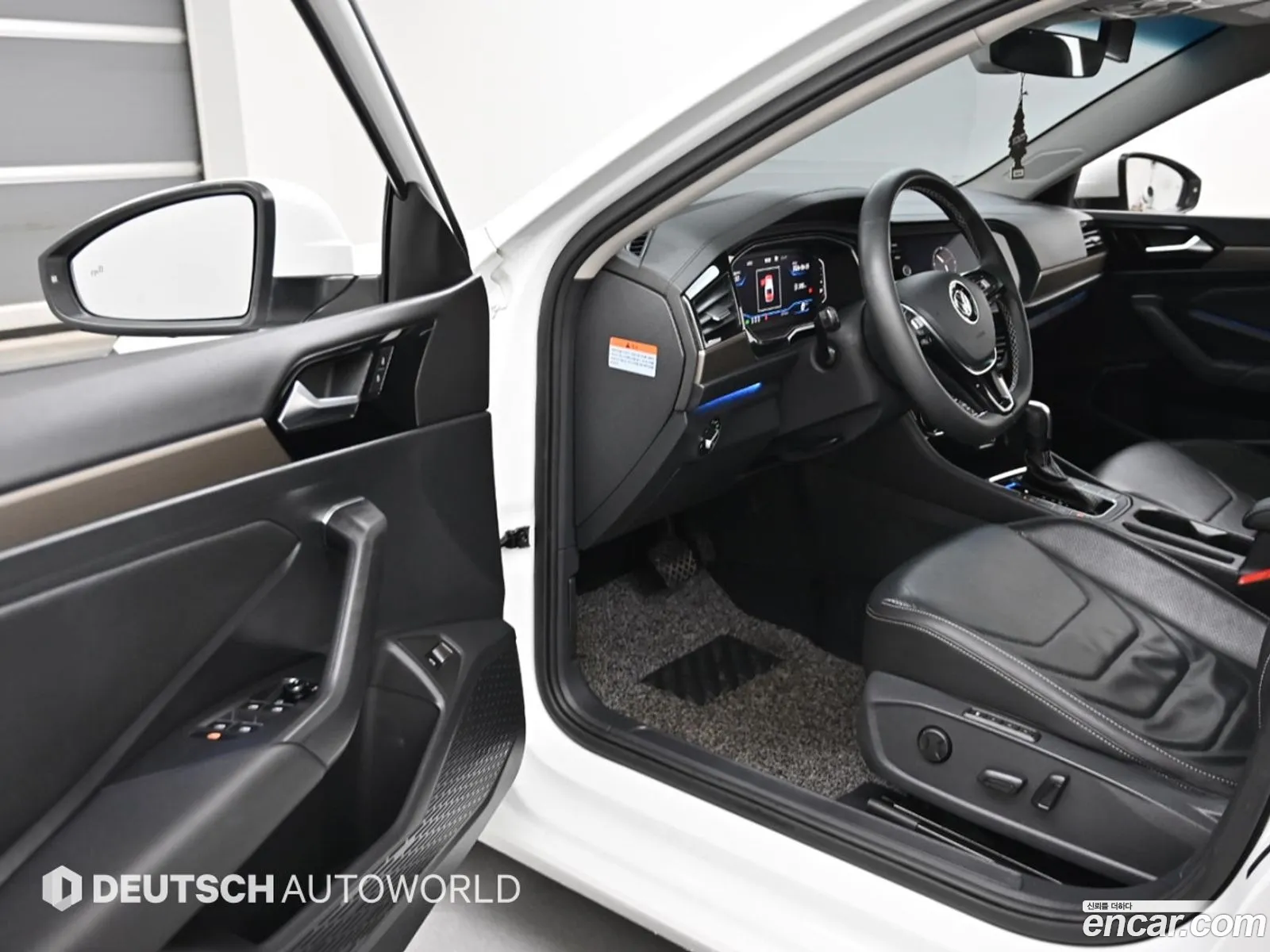 Volkswagen Jetta 7th Gen 2021 — 19