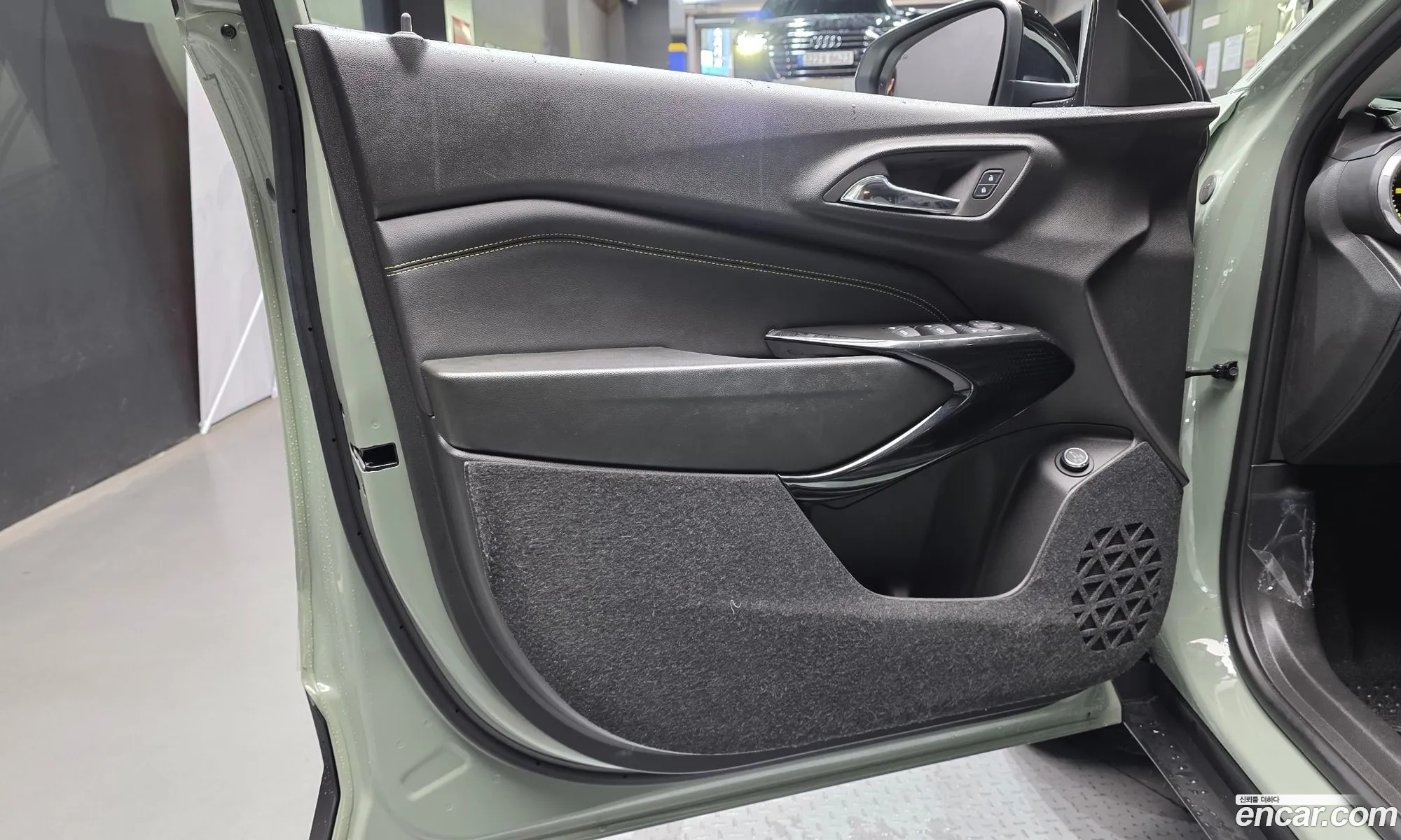 Chevrolet (GM Daewoo) Trax Crossover 2025 — 19
