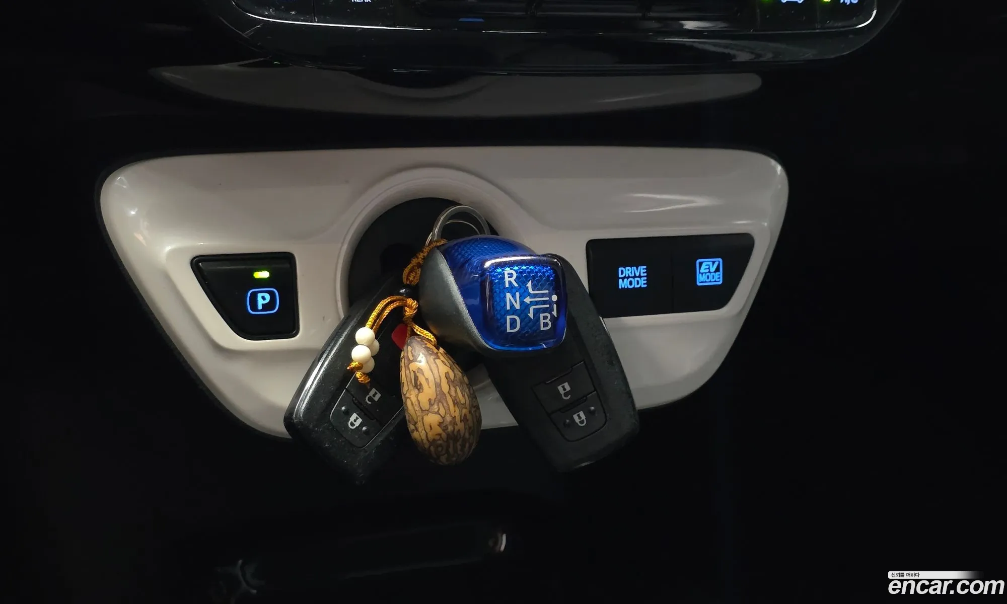 Toyota Prius 2017 JTDKBRFU6H3545891 — 14