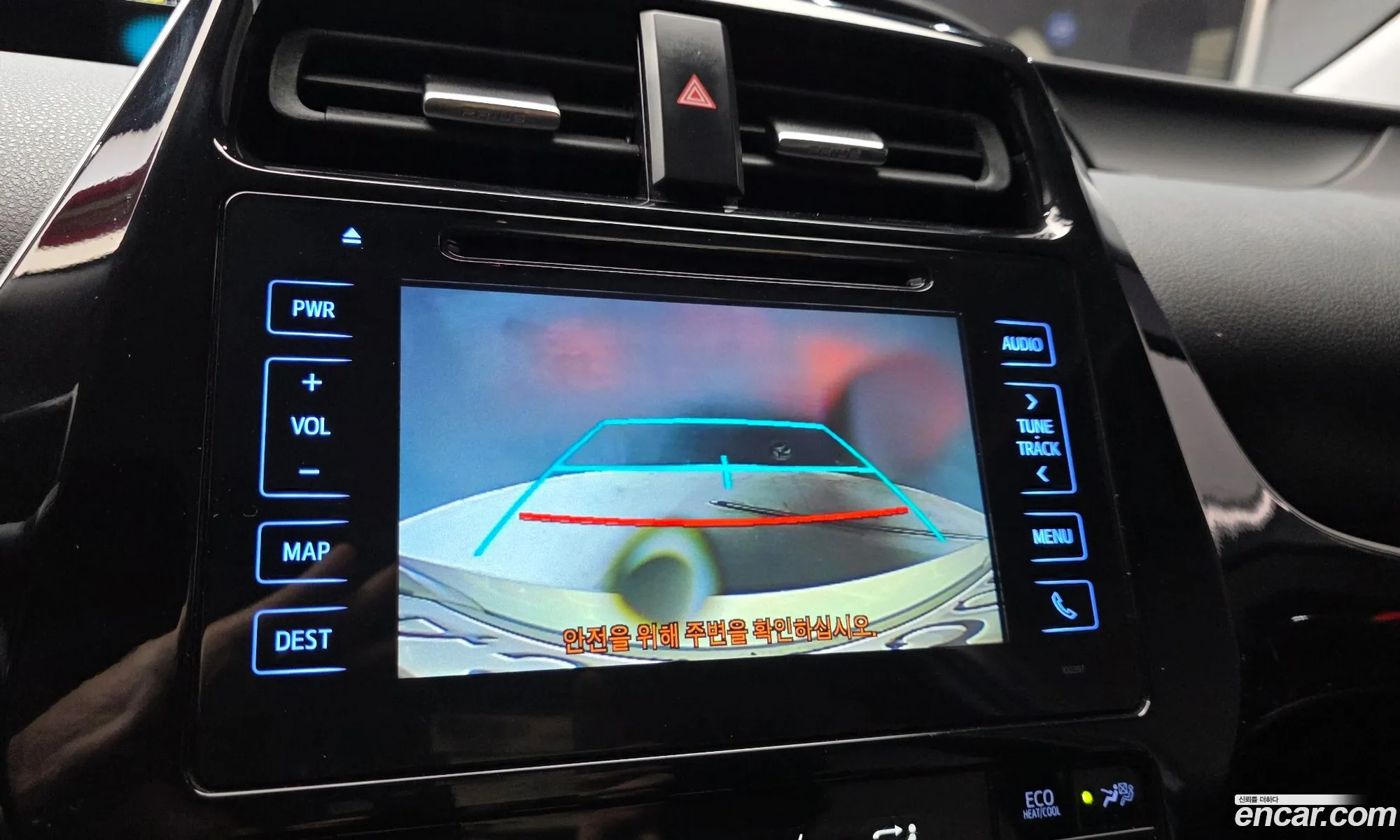 Toyota Prius 2017 JTDKBRFU6H3545891 — 13