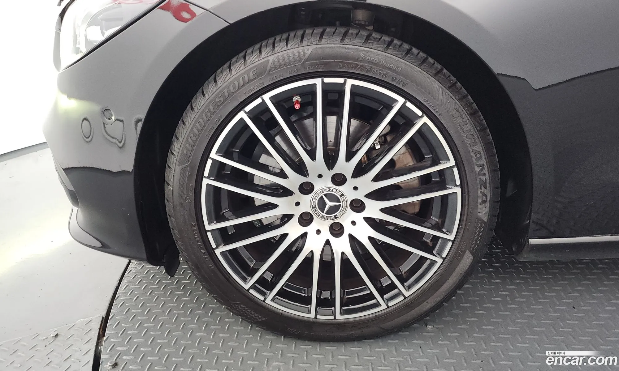 Mercedes-Benz C-Class W206 2024 — 10