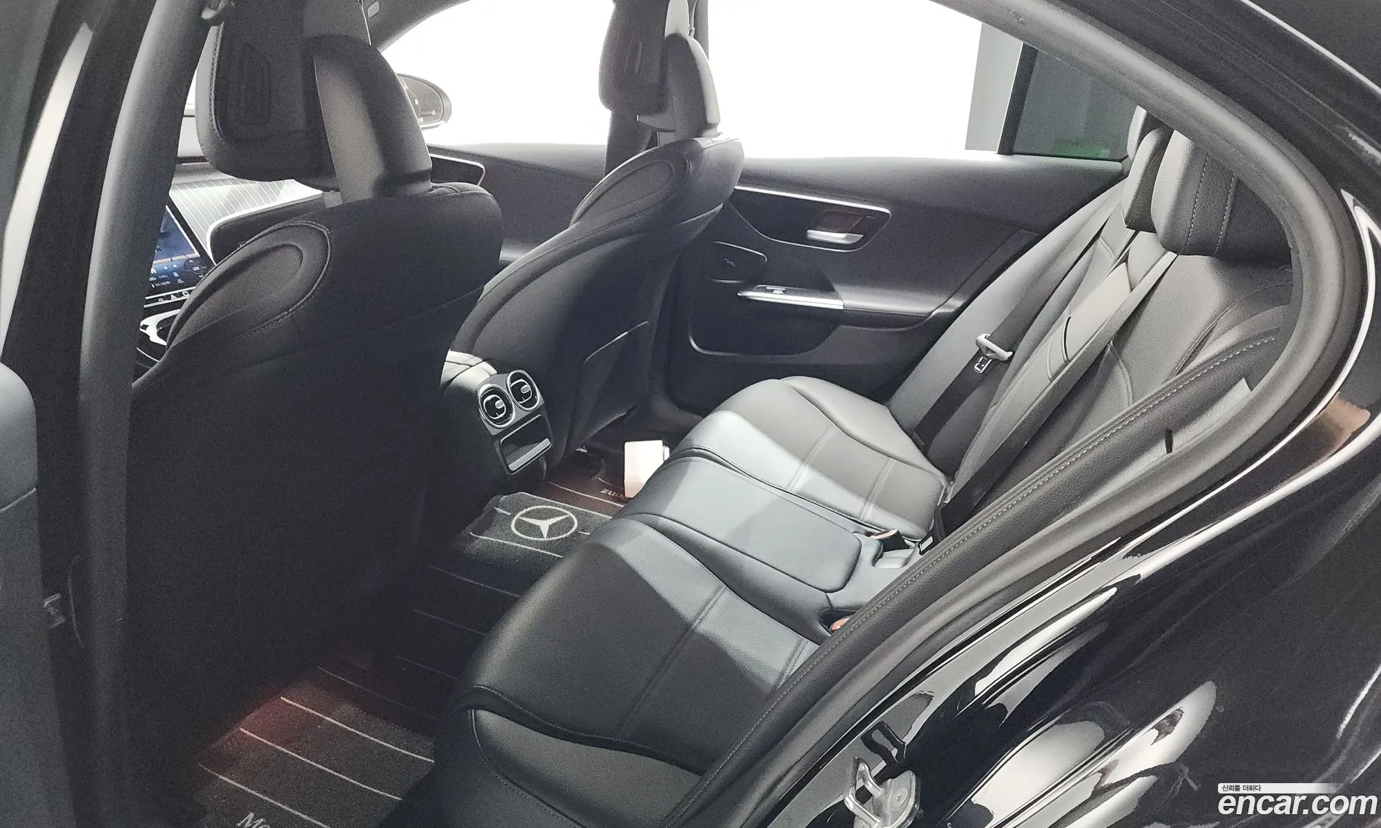 Mercedes-Benz C-Class W206 2024 — 4