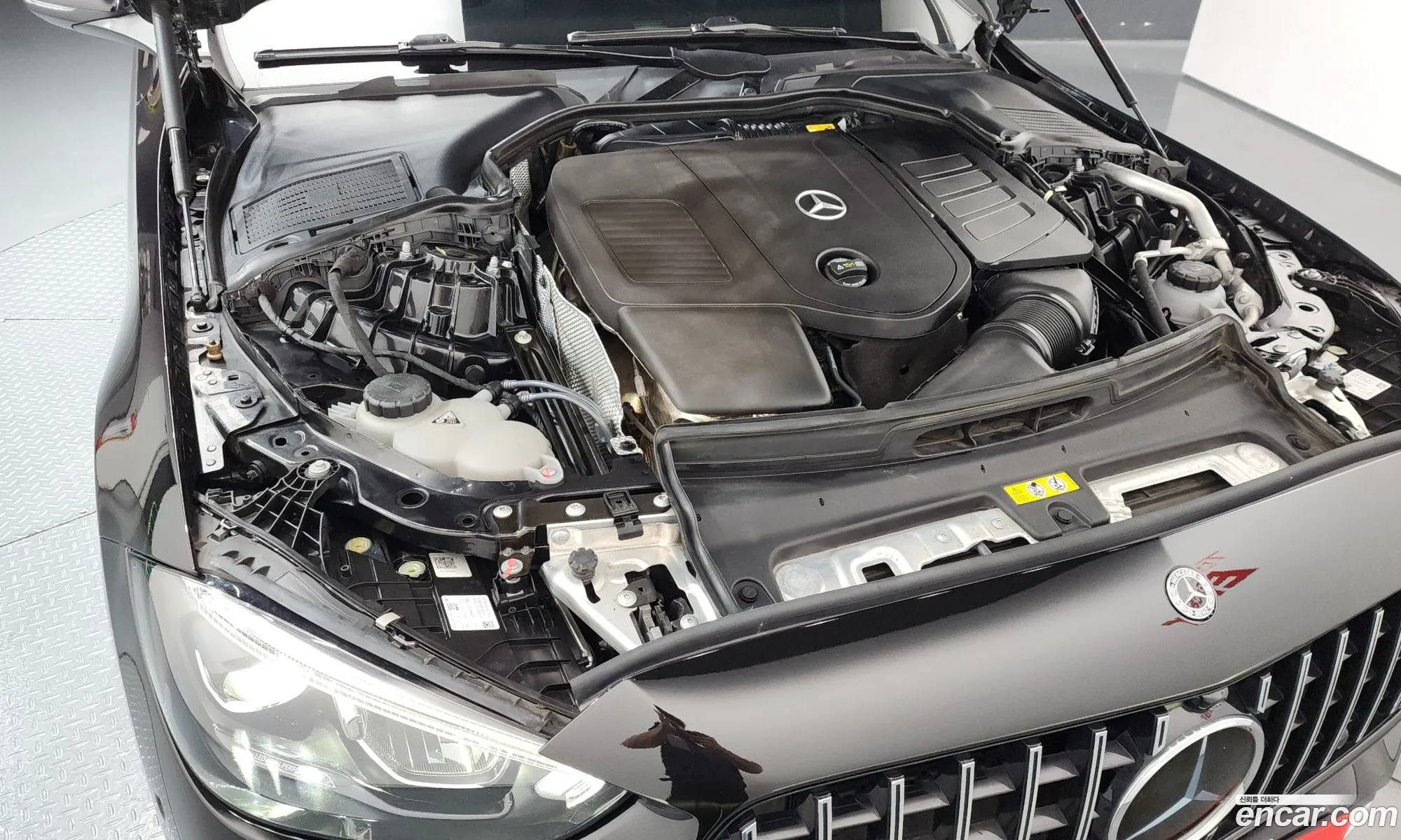 Mercedes-Benz C-Class W206 2024 — 25