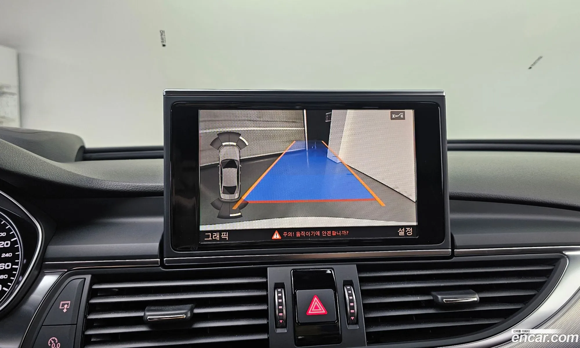 Audi A6 2018 WAUZZZ4G2JN135202 — 11