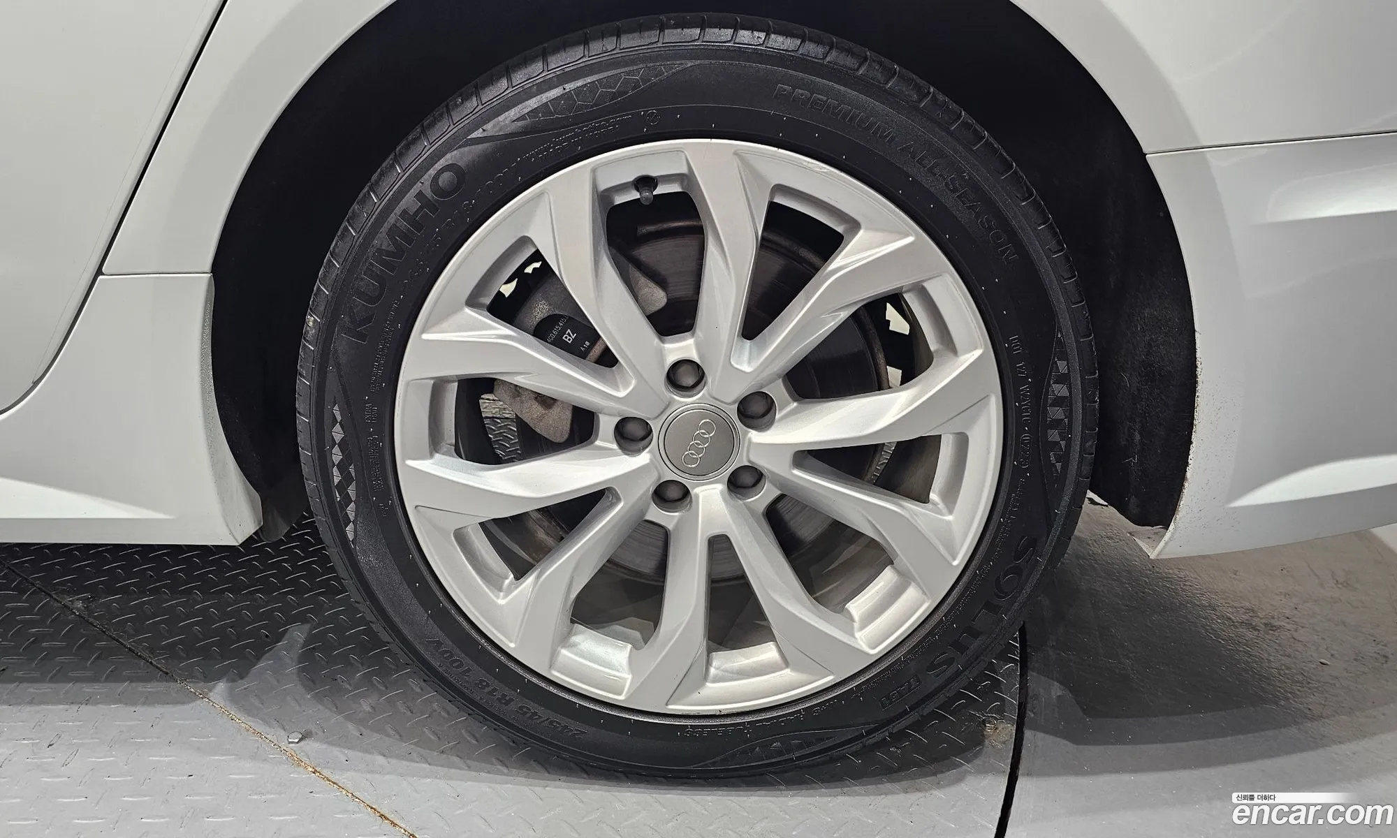 Audi A6 2018 WAUZZZ4G2JN135202 — 8