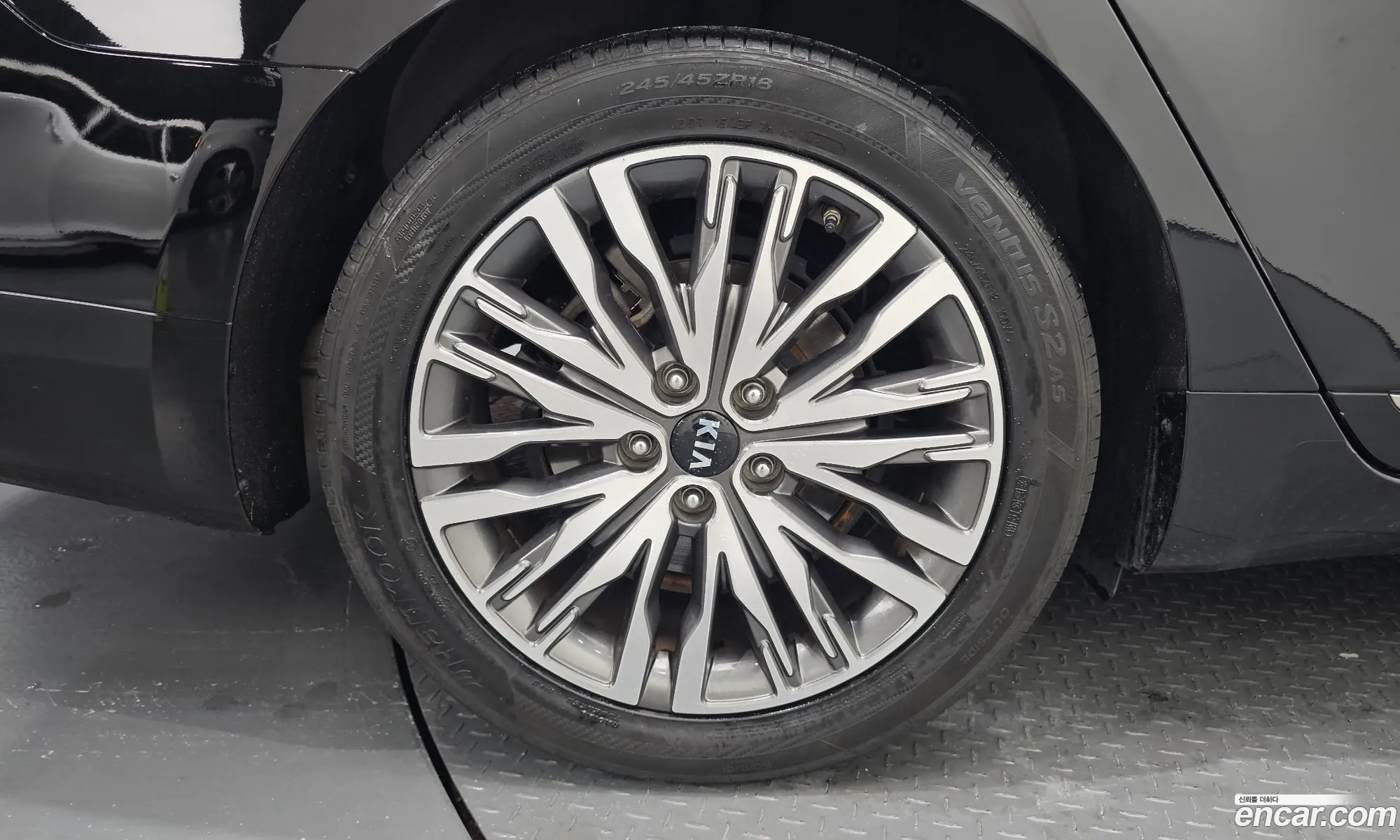 Kia K7 Premier 2019 — 17